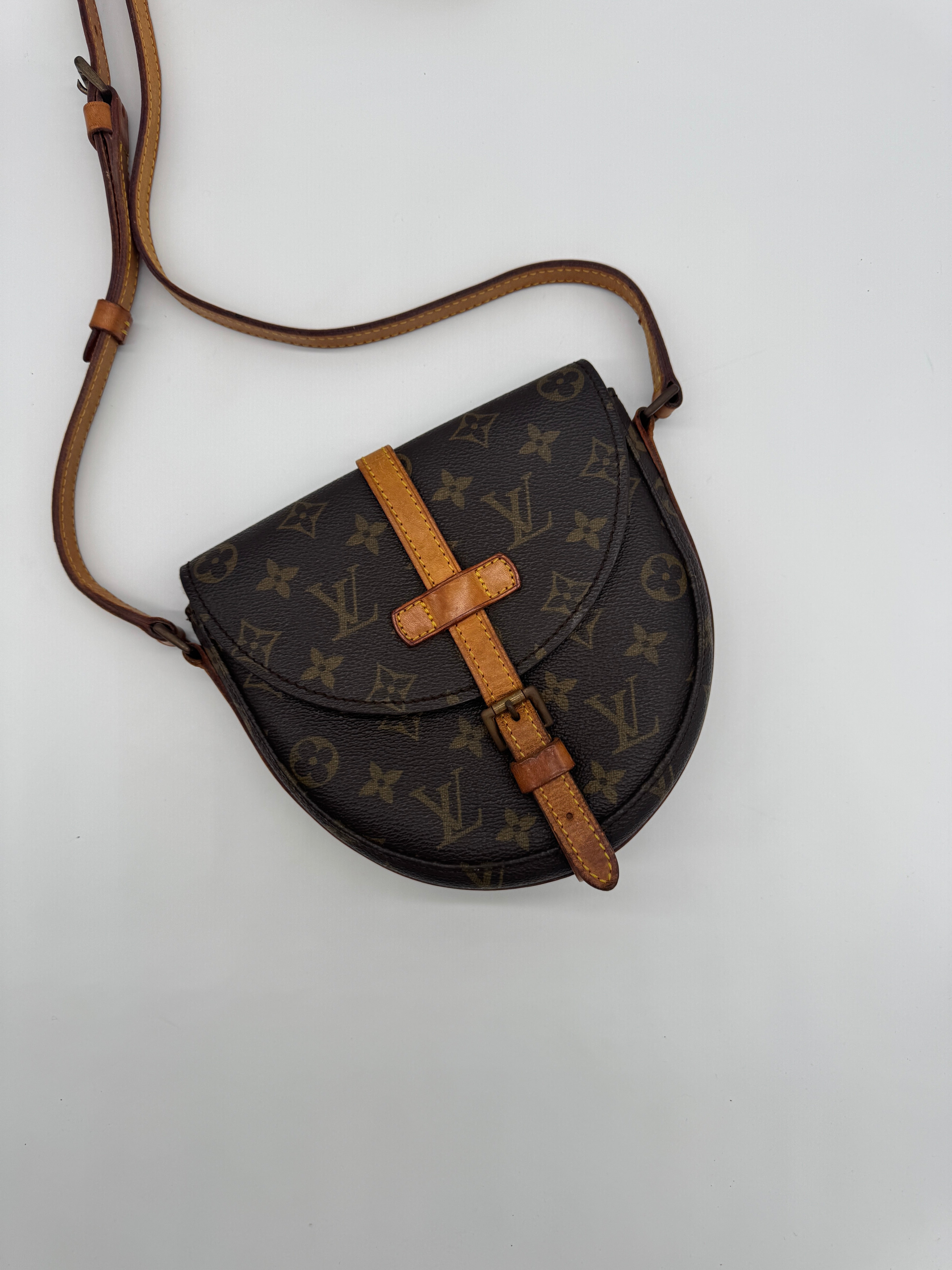 Louis Vuitton Chantilly PM