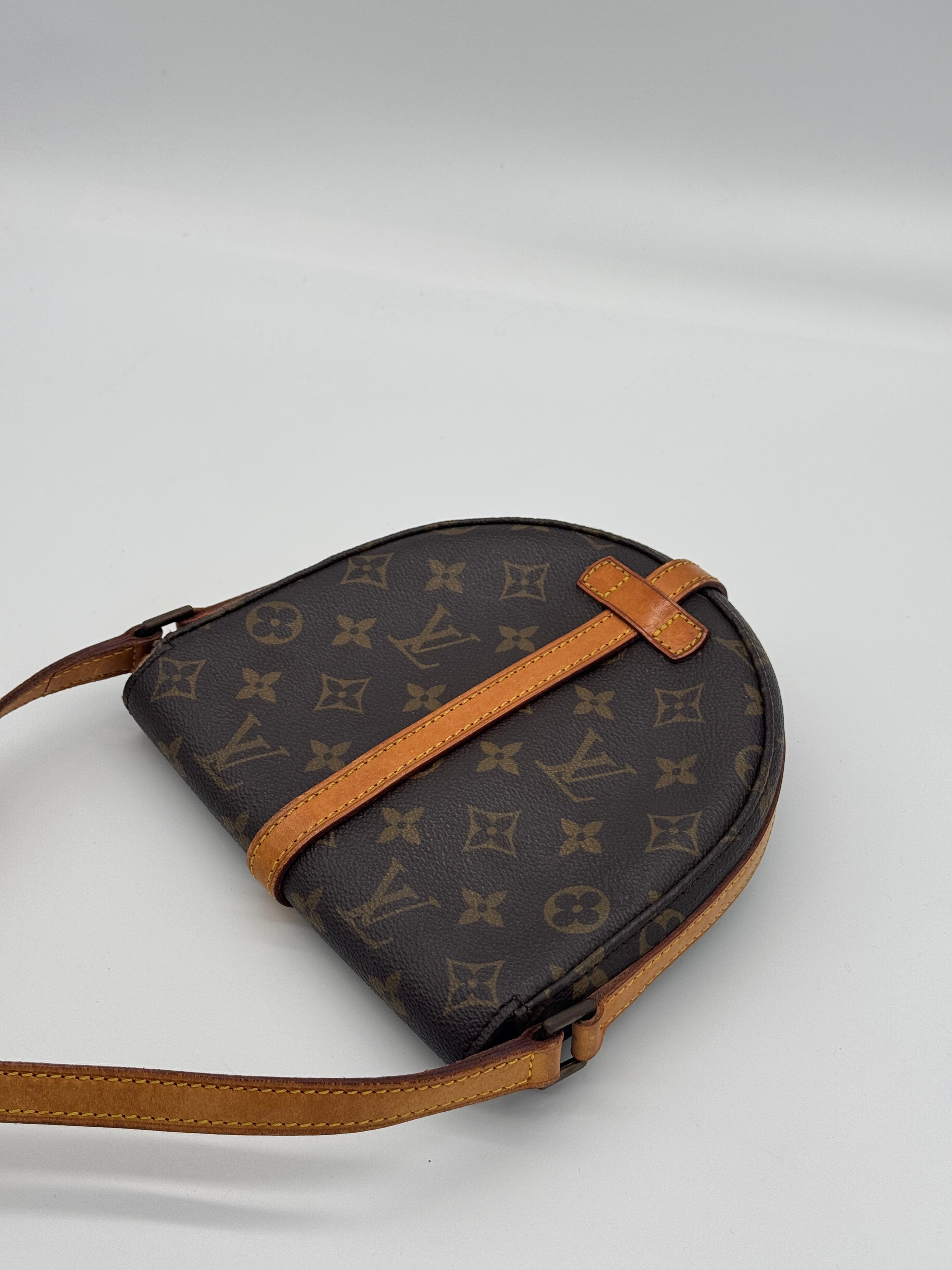 Louis Vuitton Chantilly PM