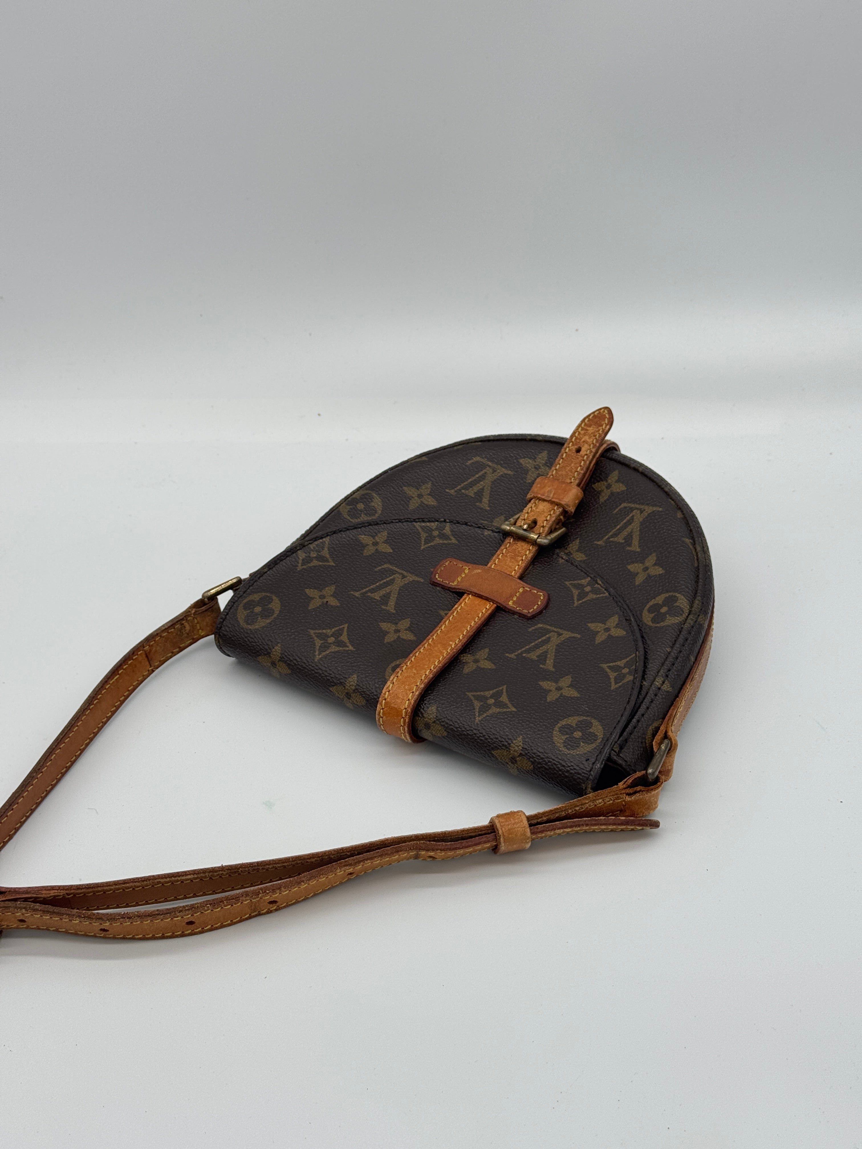 Louis Vuitton Chantilly PM