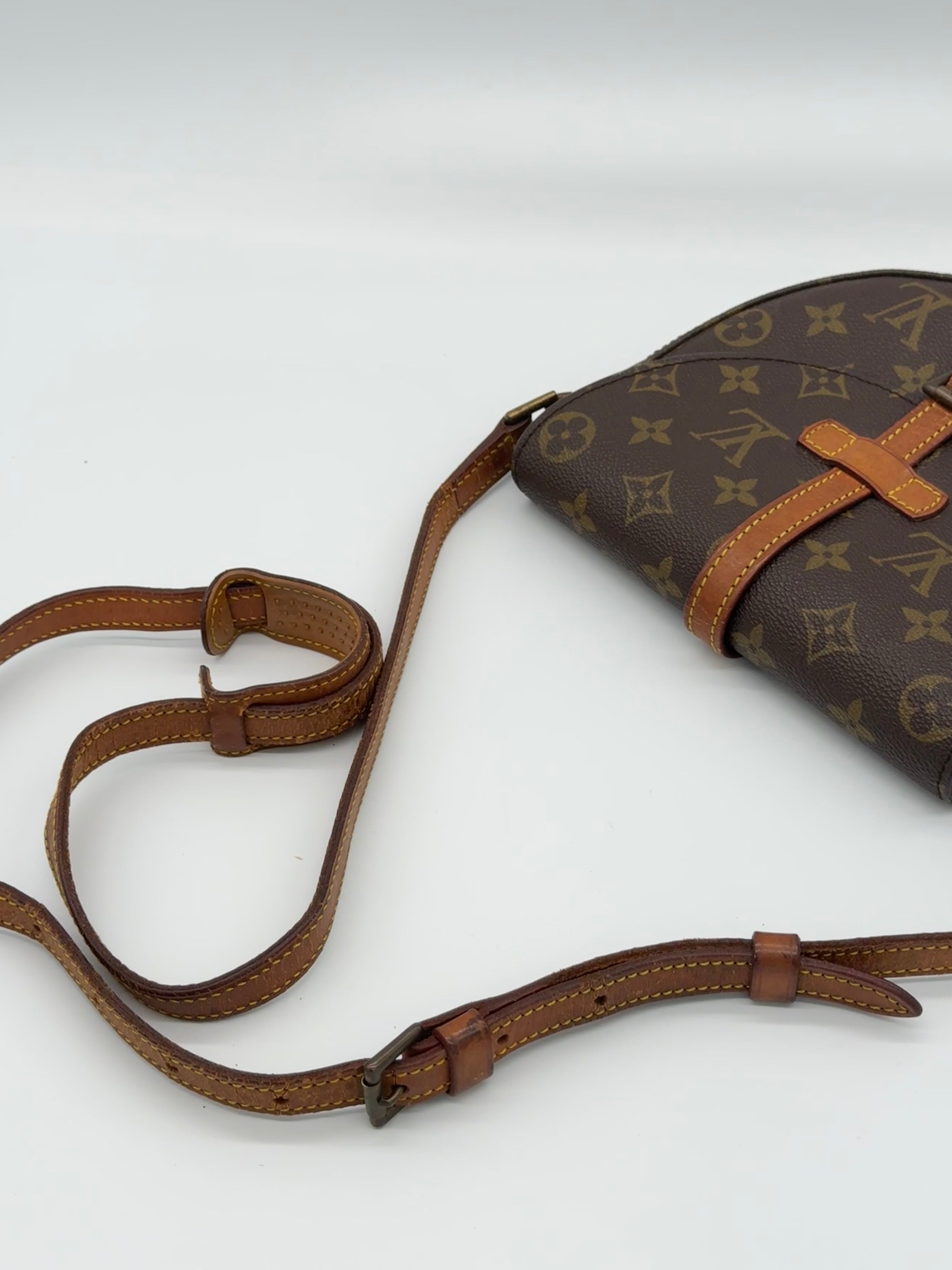 Louis Vuitton Chantilly PM