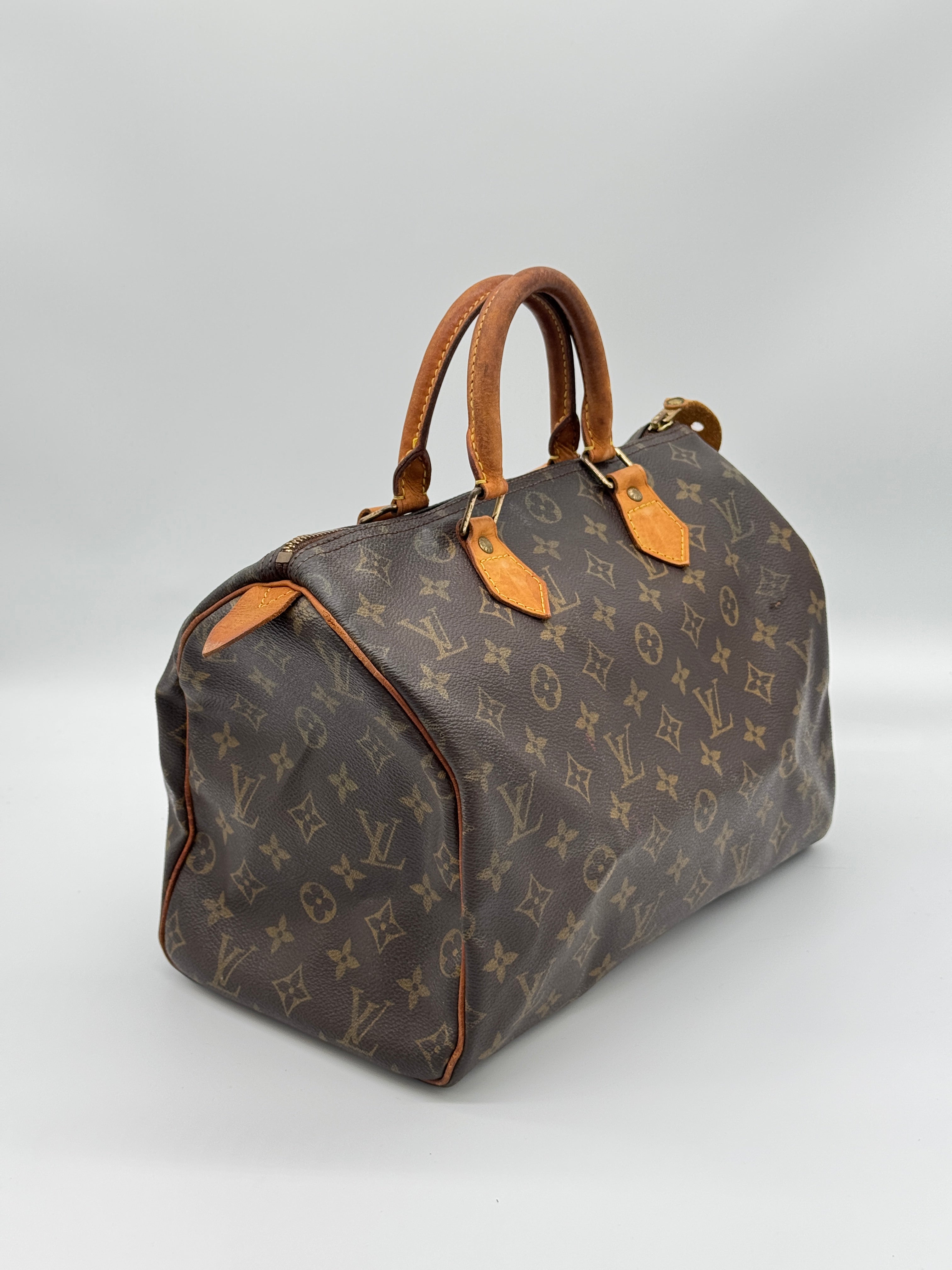 Louis Vuitton Speedy 30