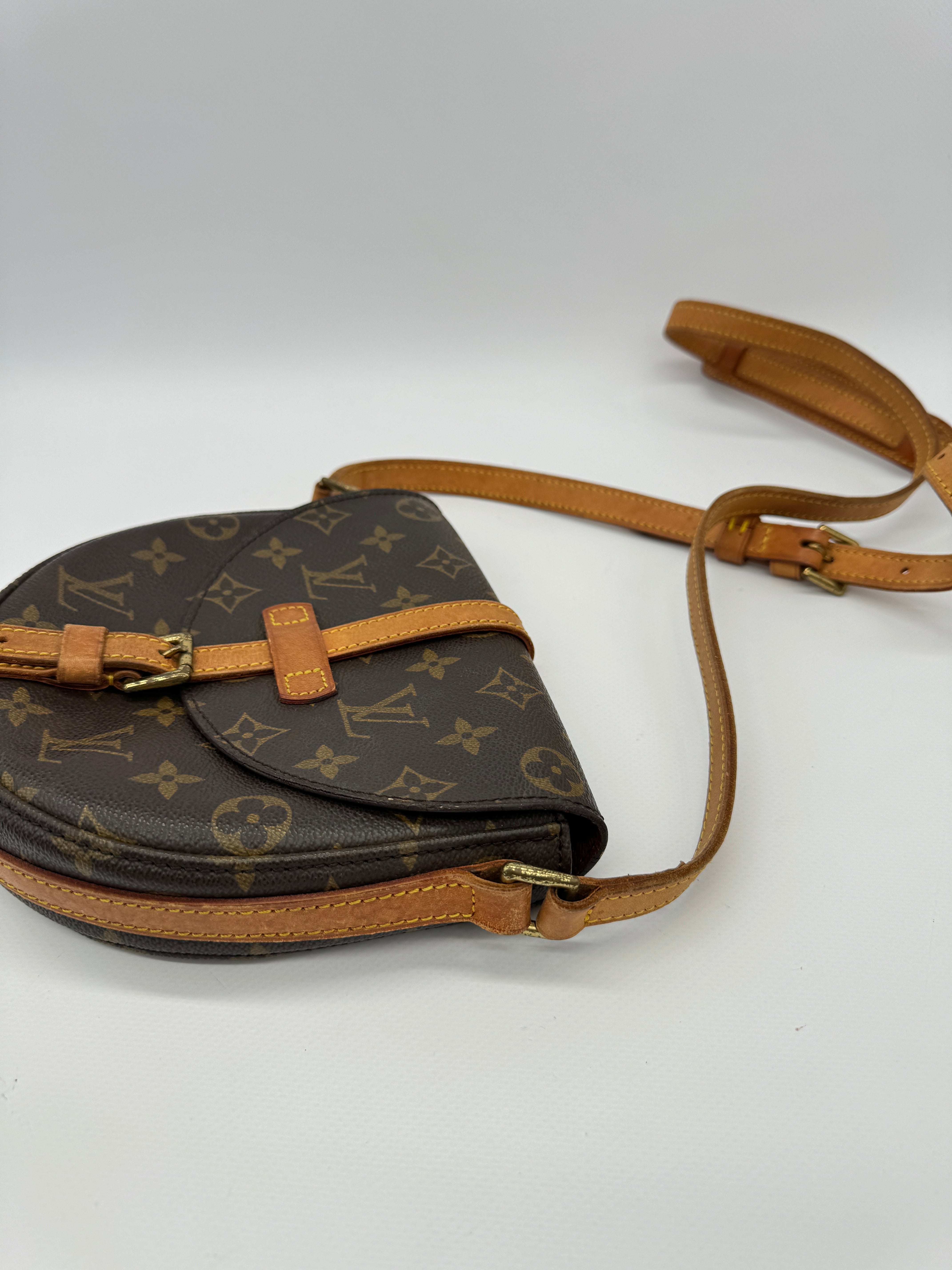 Louis Vuitton Chantilly PM