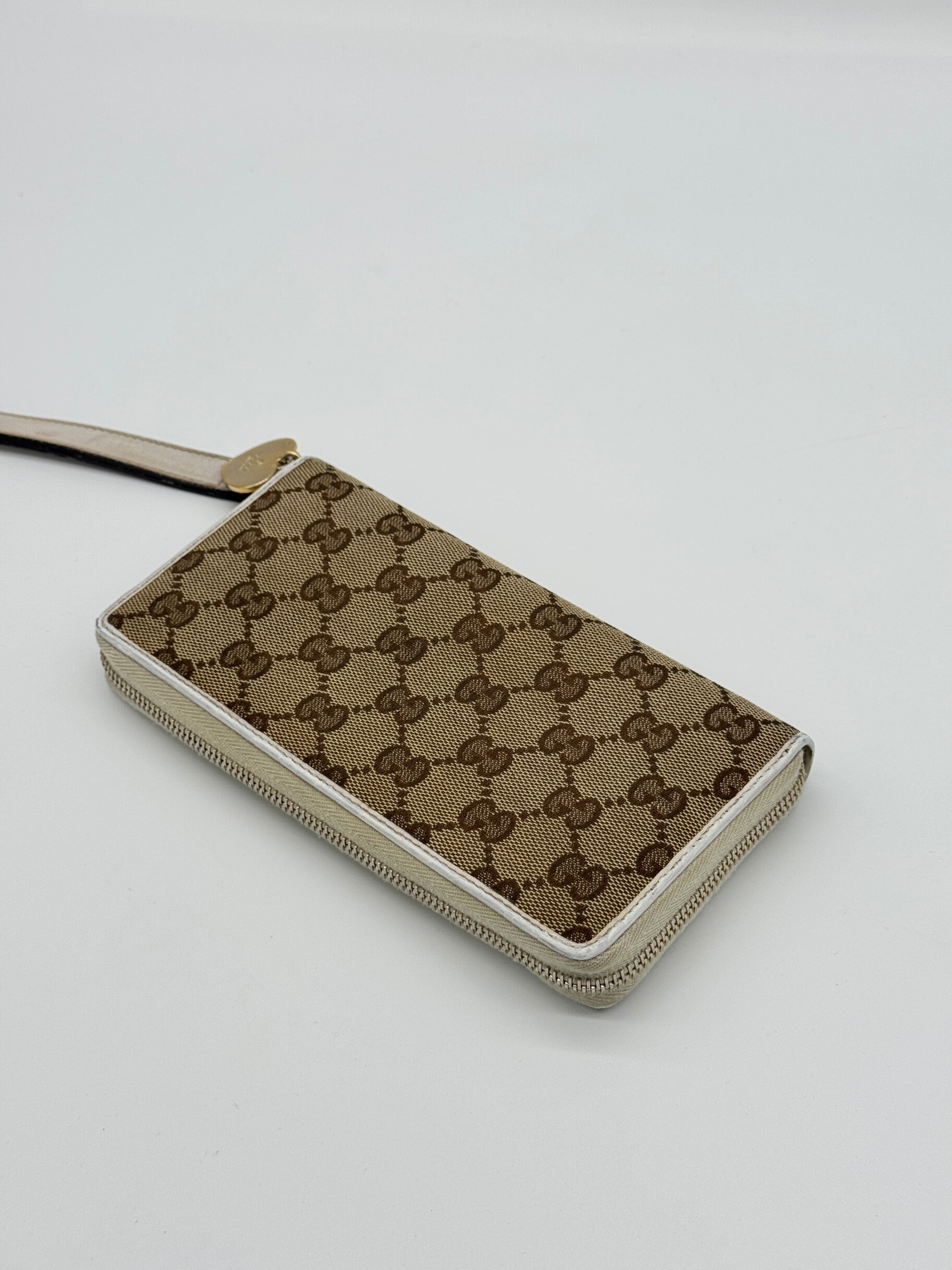 Gucci Zip Around Wallet