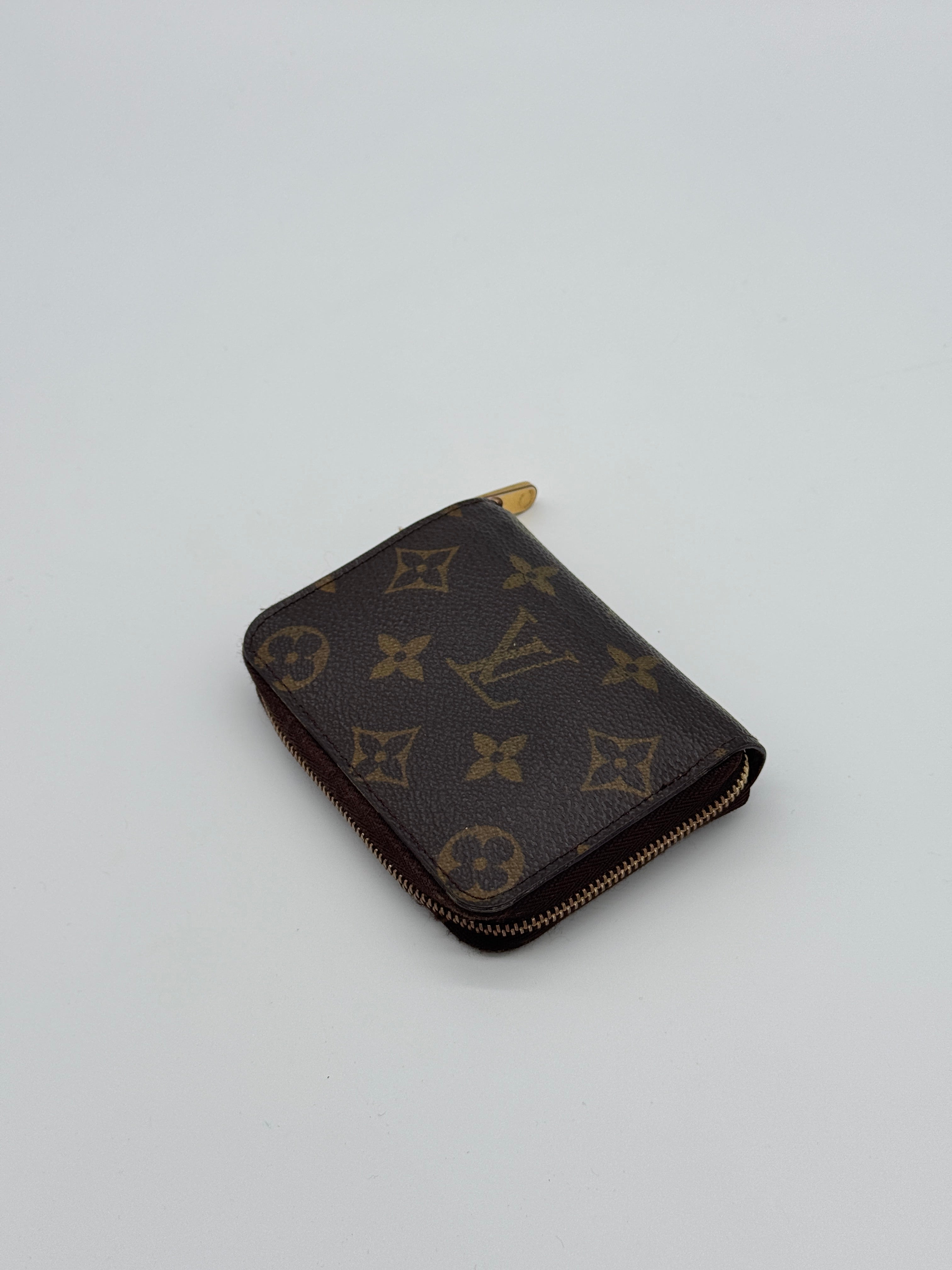 Louis Vuitton Zippy Wallet