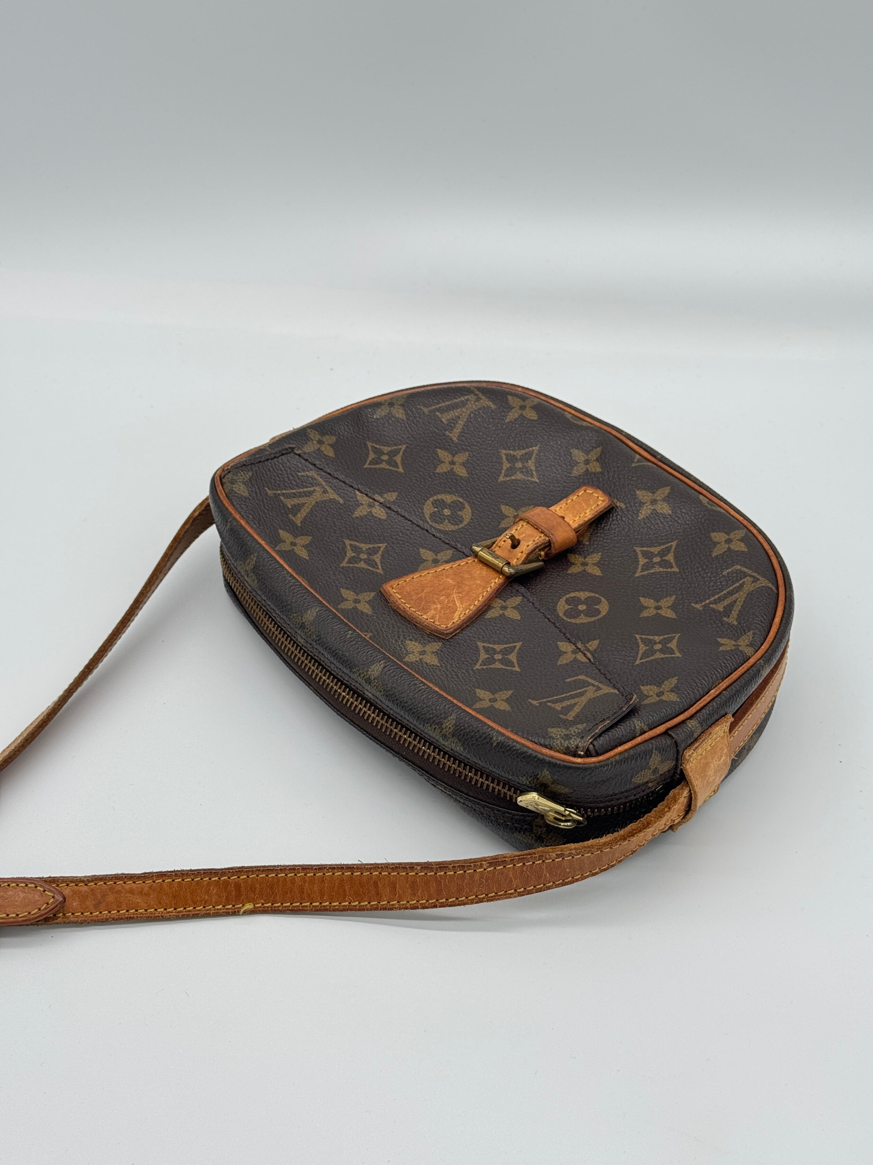 Louis Vuitton Jeune Fille PM