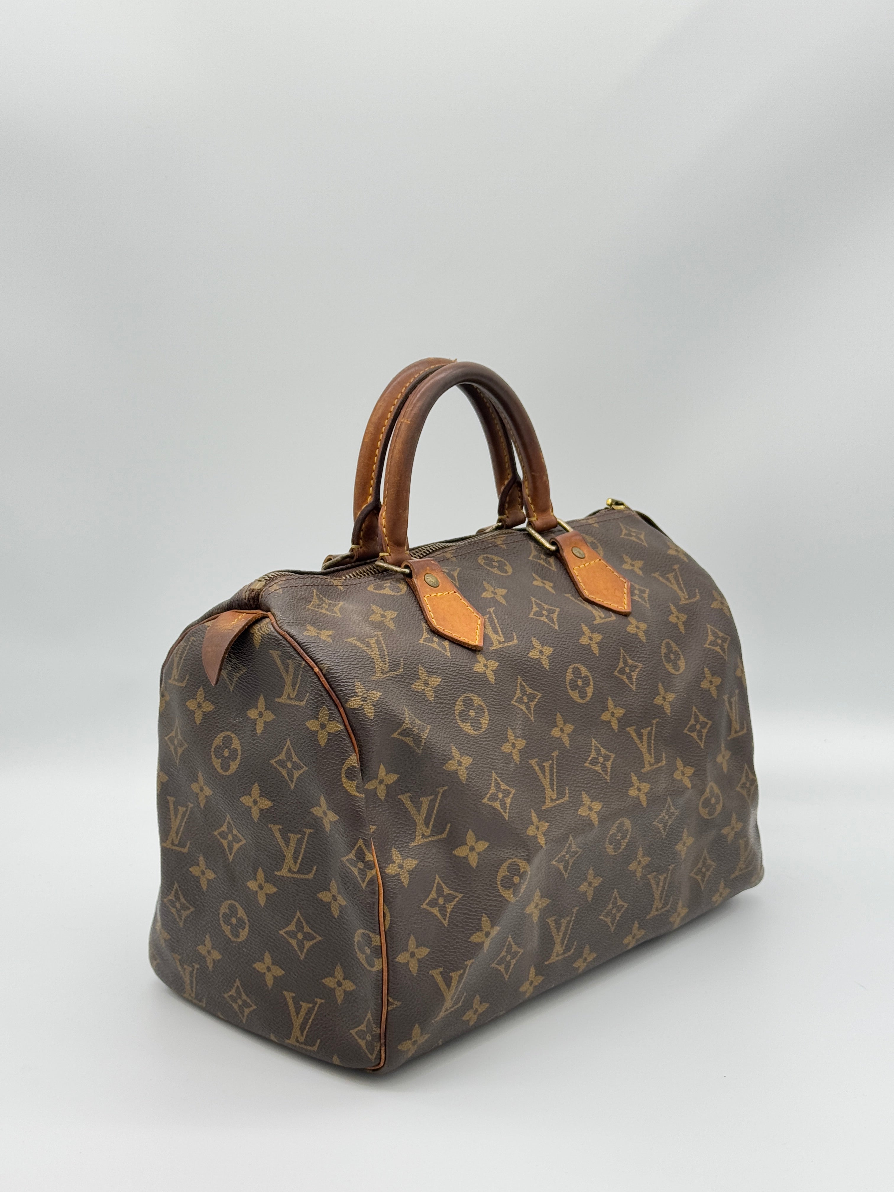 Louis Vuitton Speedy 30