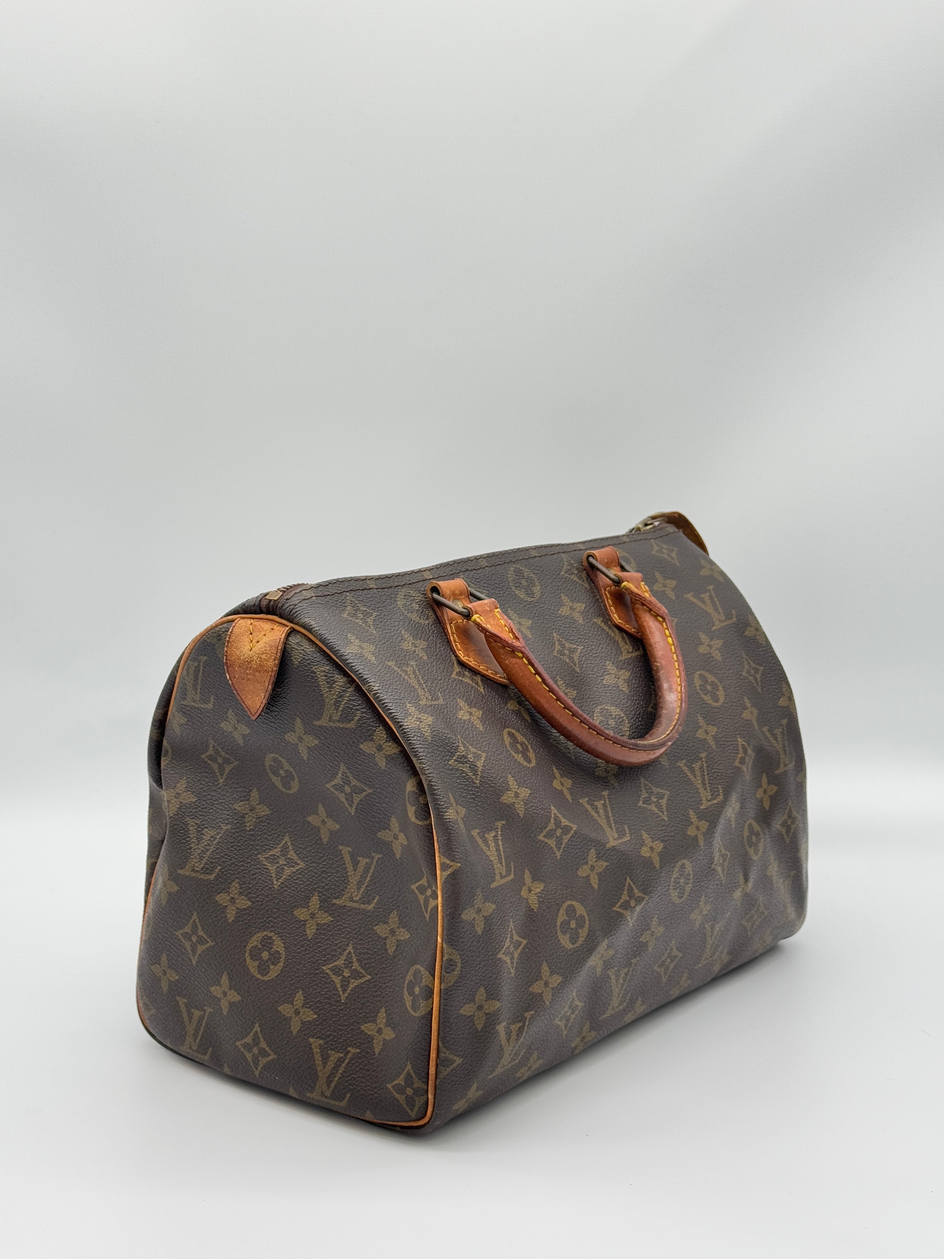 Louis Vuitton Speedy 30