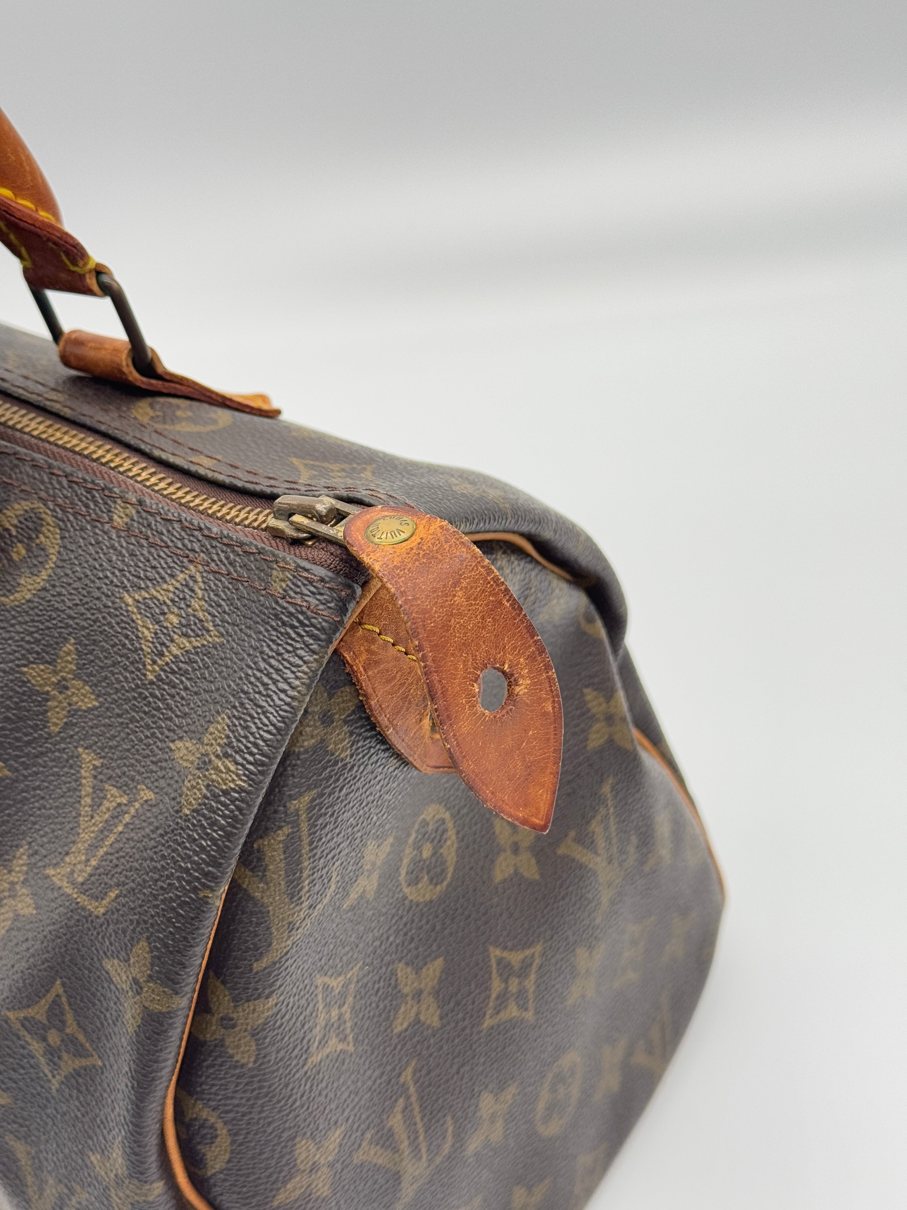 Louis Vuitton Speedy 30