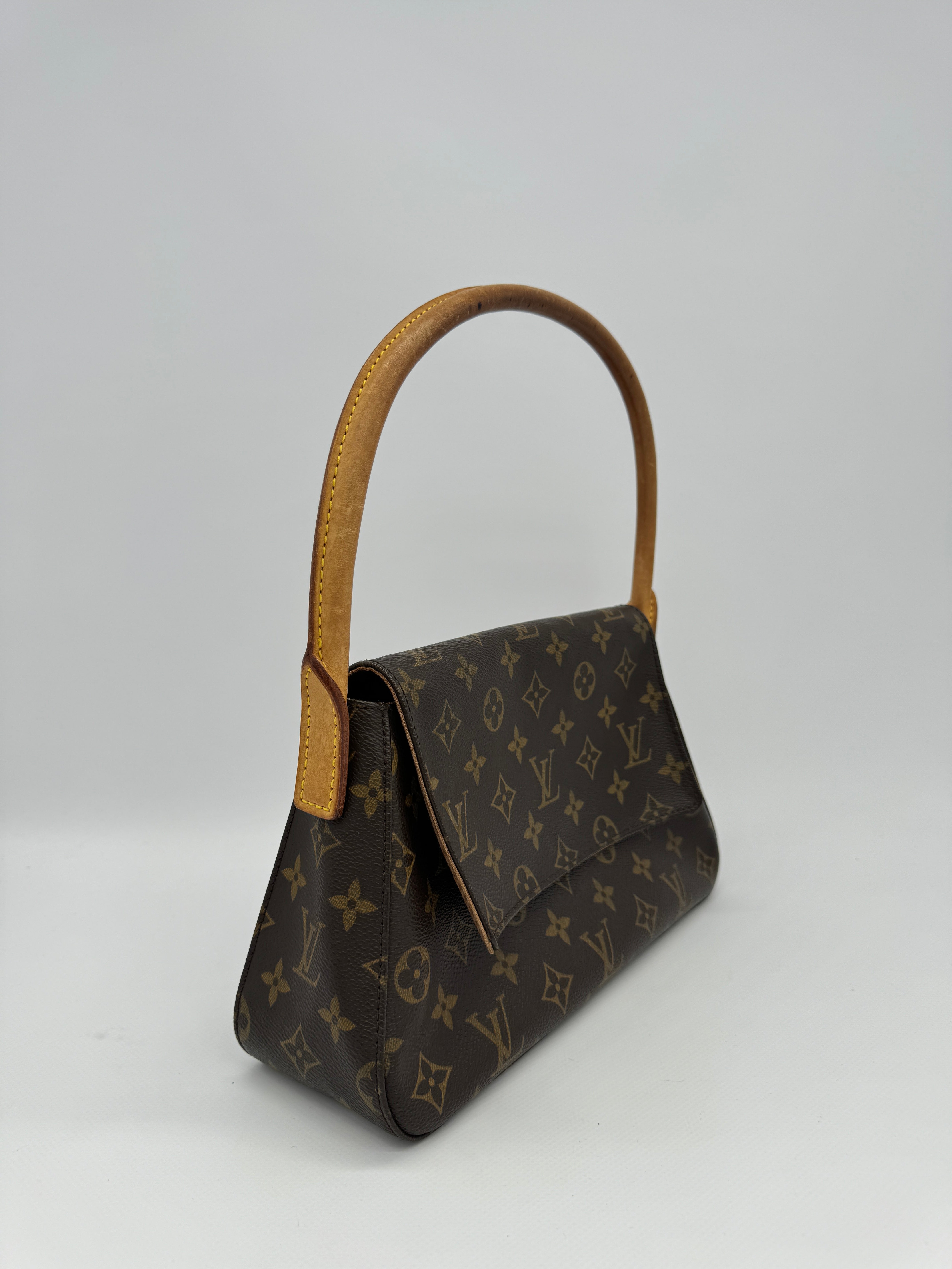 Louis Vuitton Mini Looping