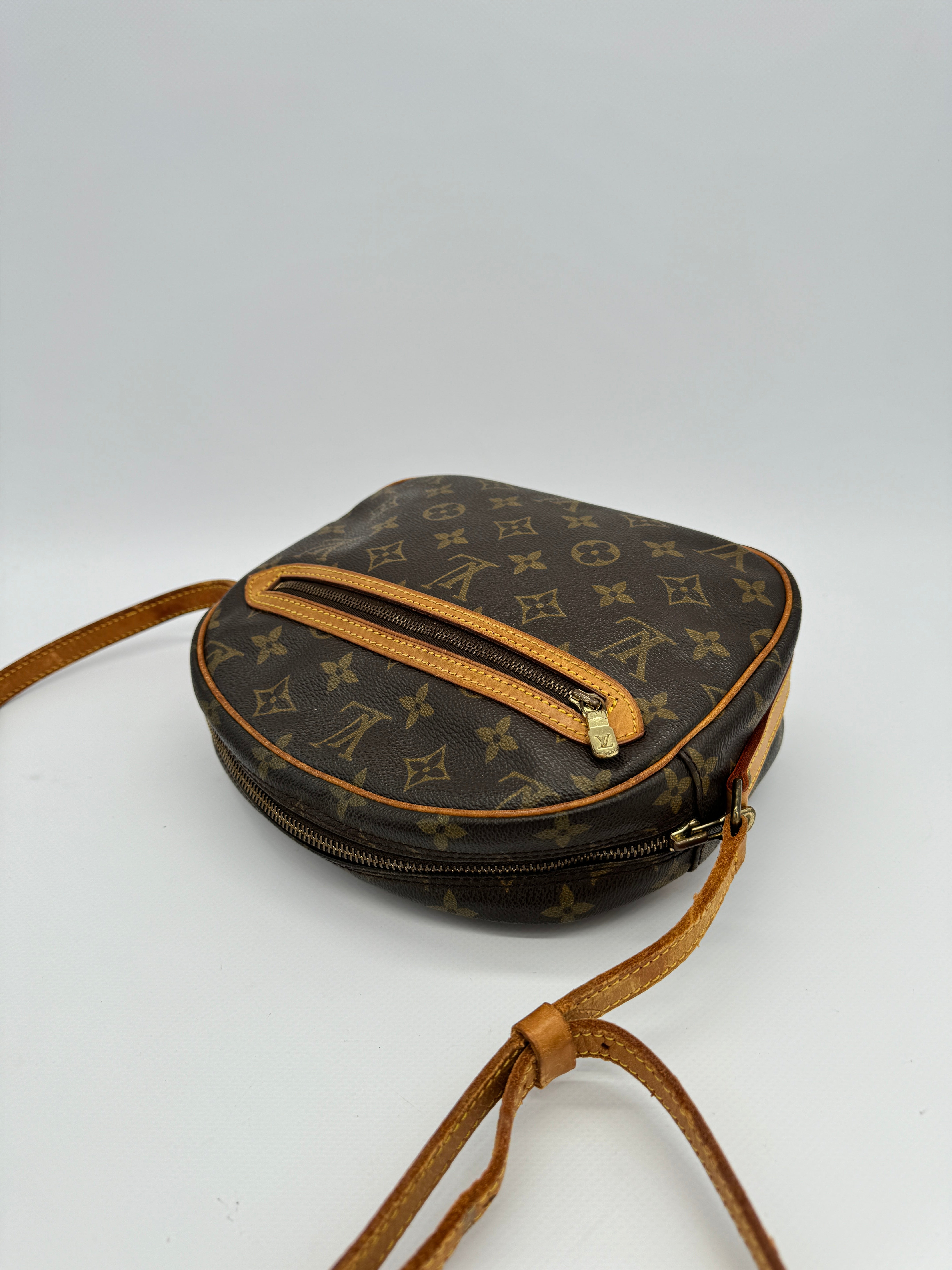 Louis Vuitton Senlis