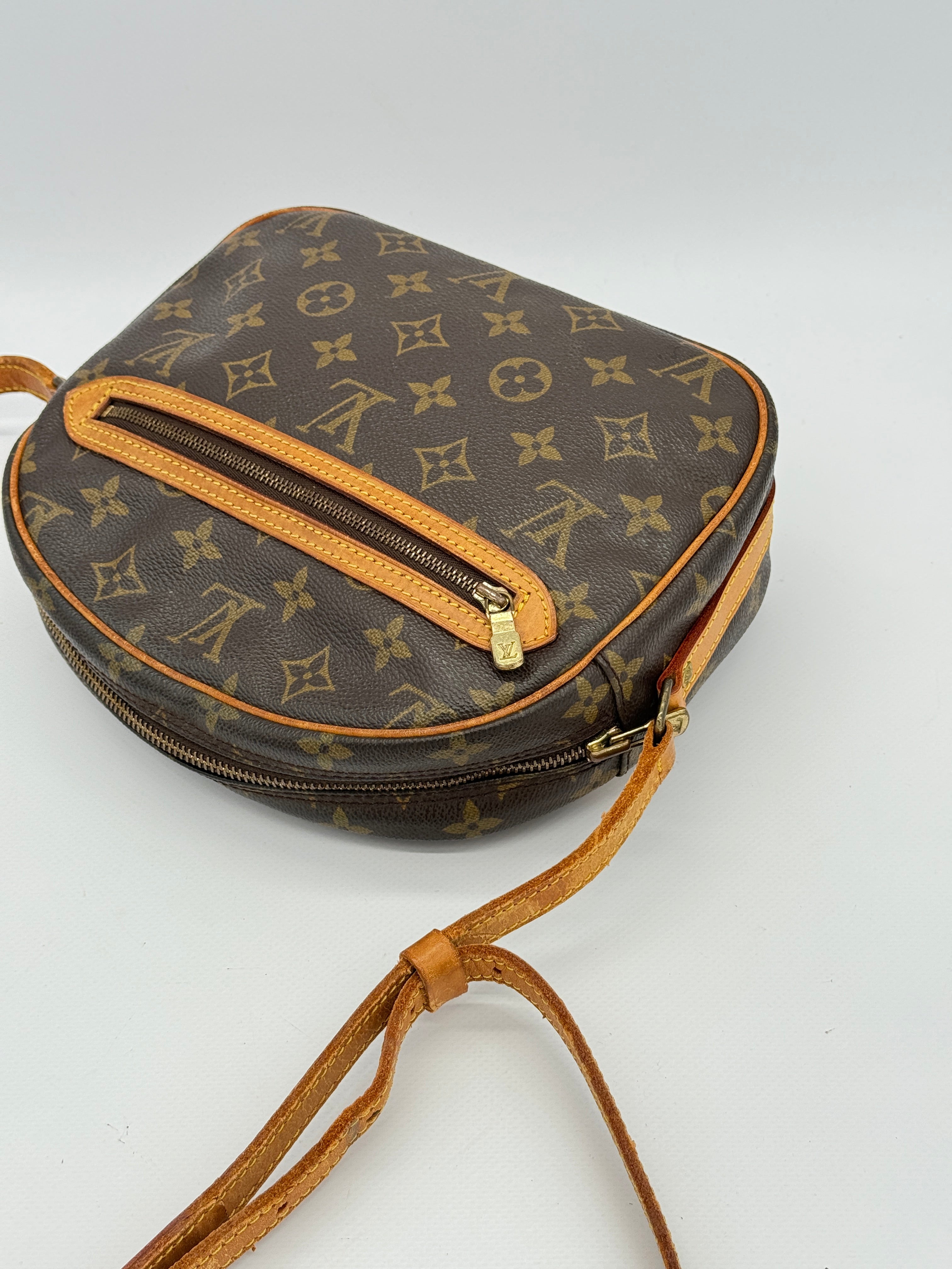 Louis Vuitton Senlis