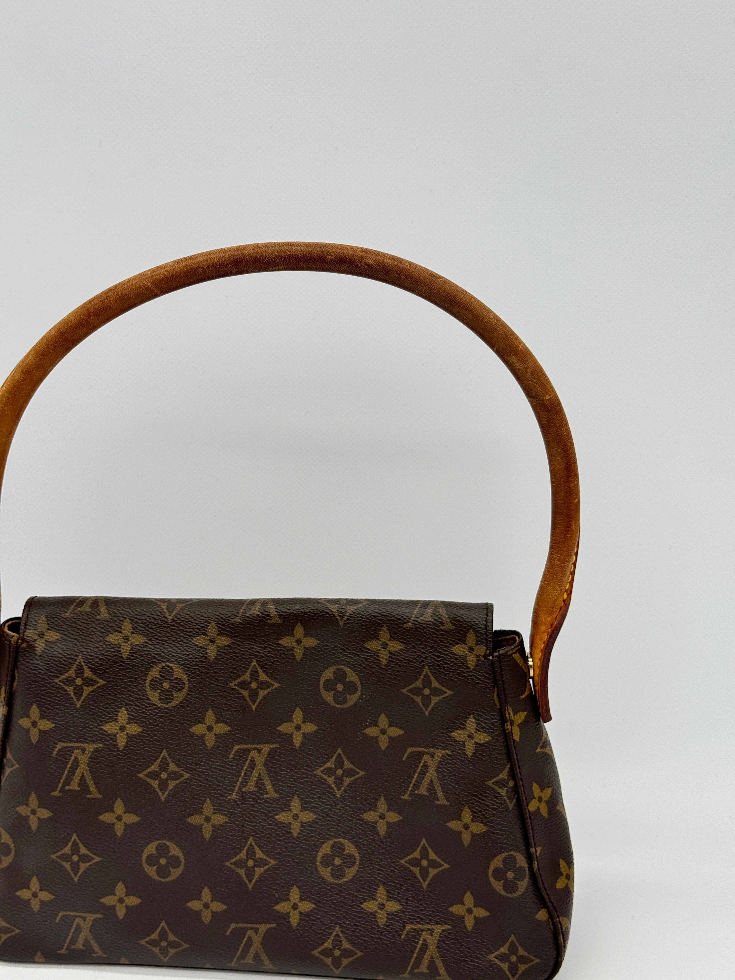 Louis Vuitton Mini Looping