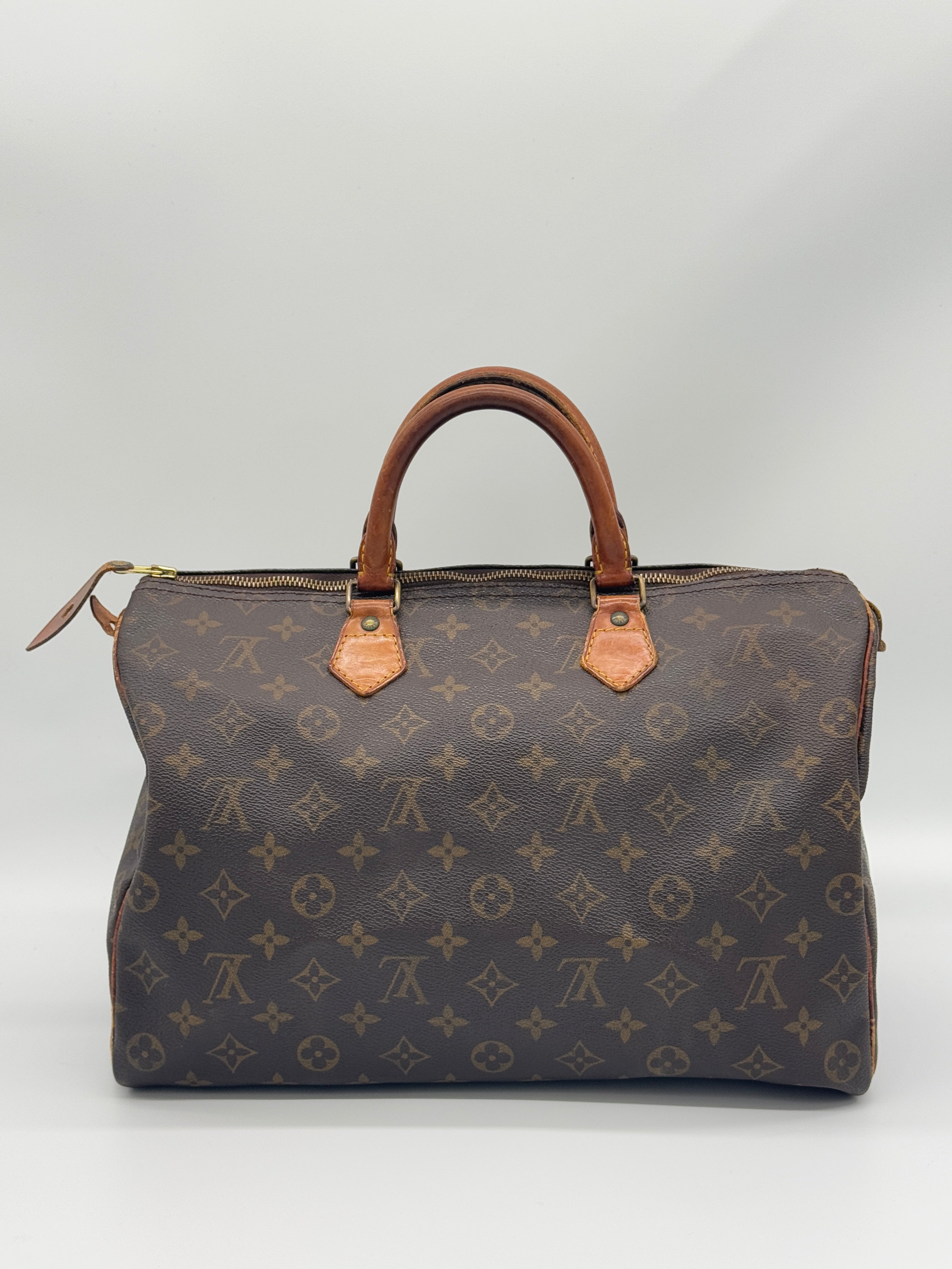 Louis Vuitton Speedy 35