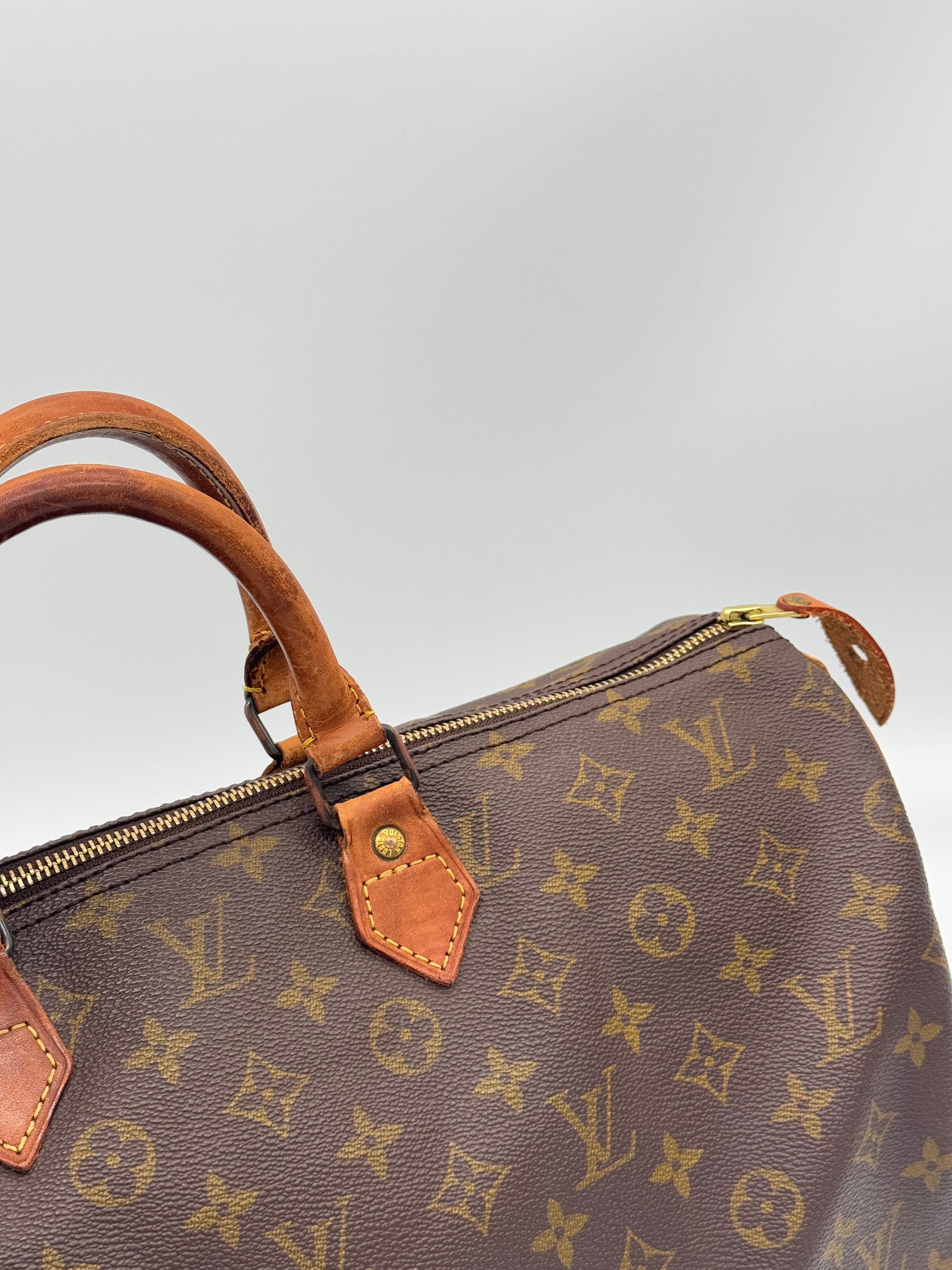 Louis Vuitton Speedy 40