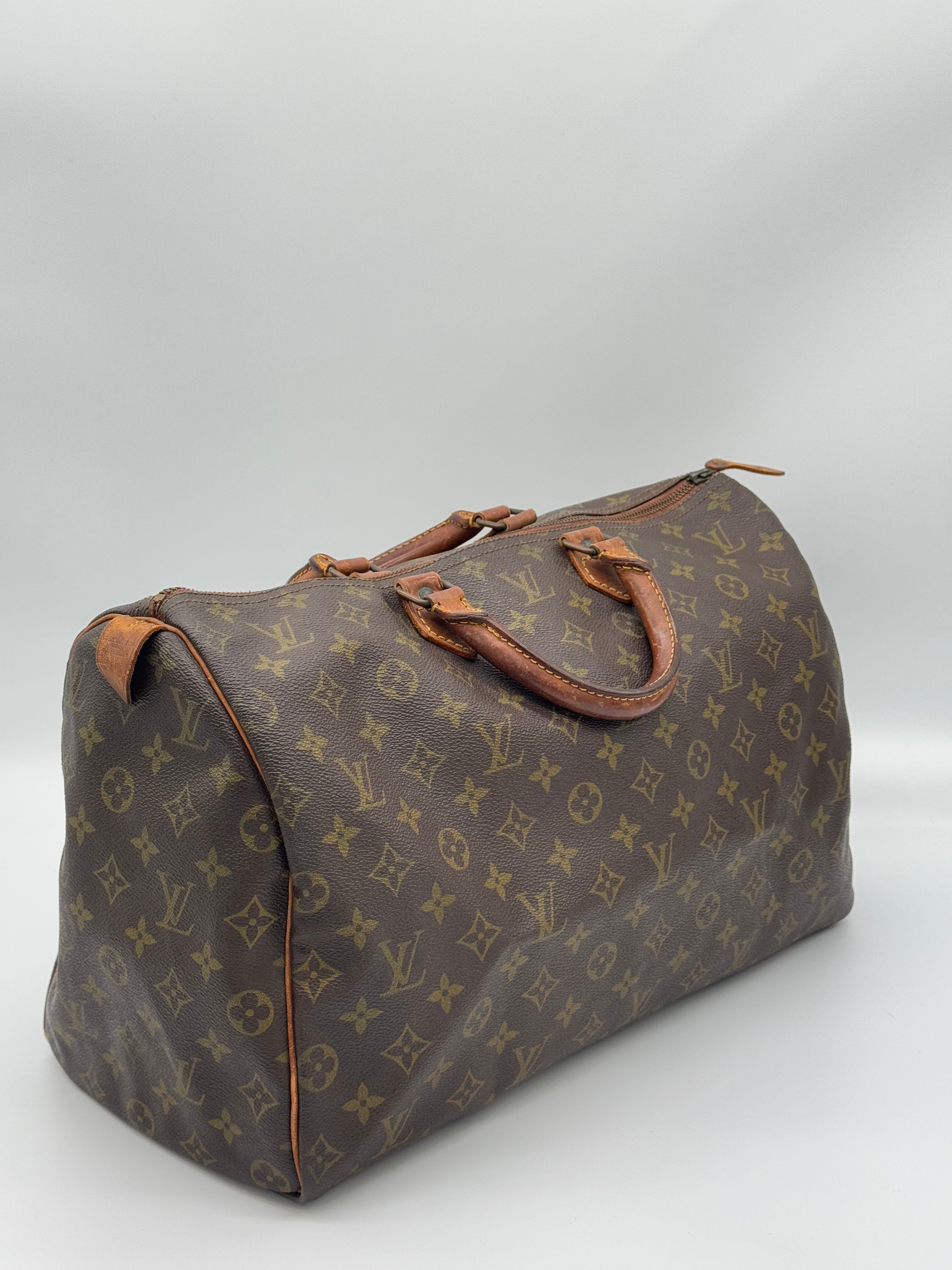 Louis Vuitton Speedy 40