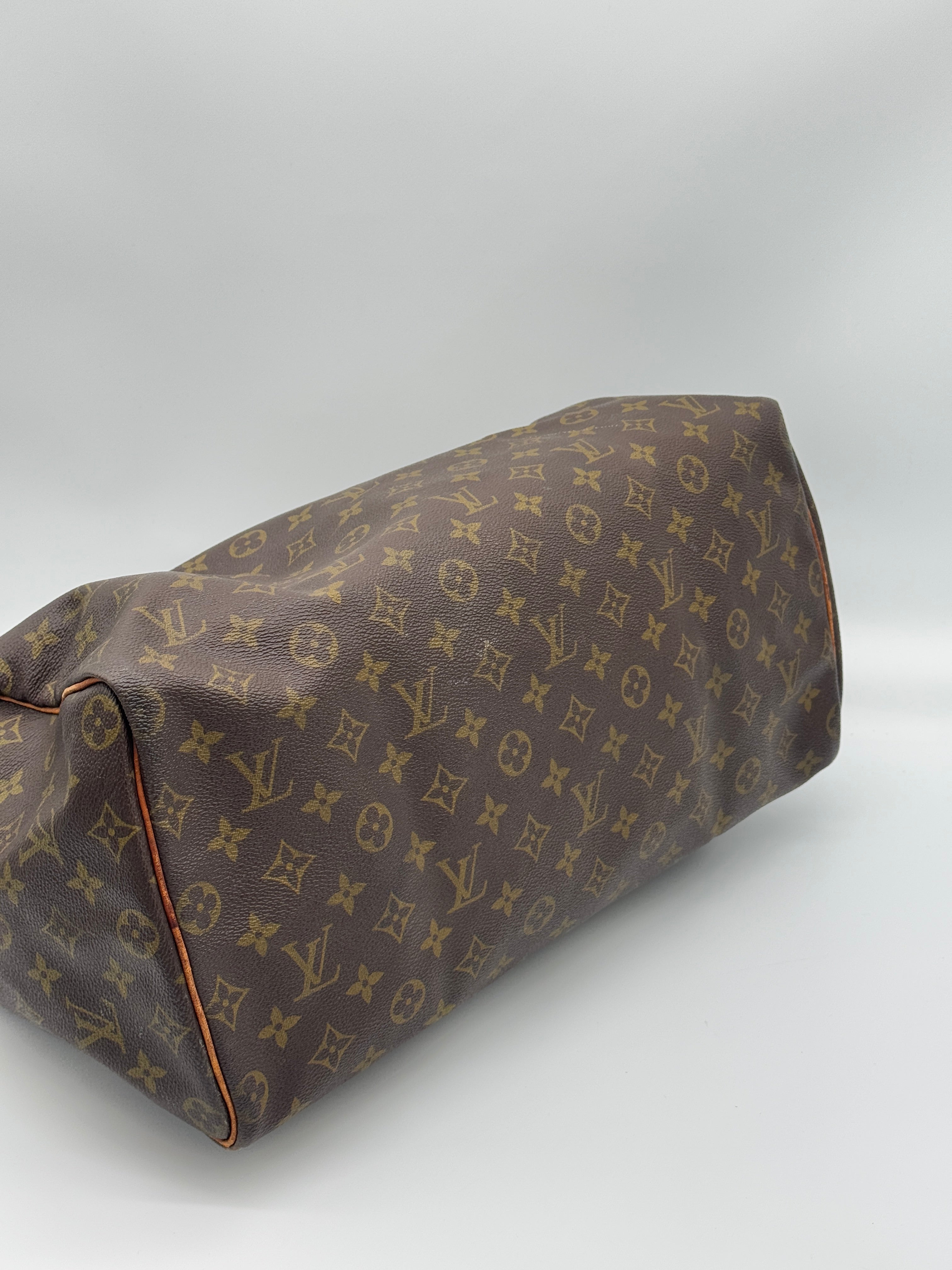 Louis Vuitton Speedy 40