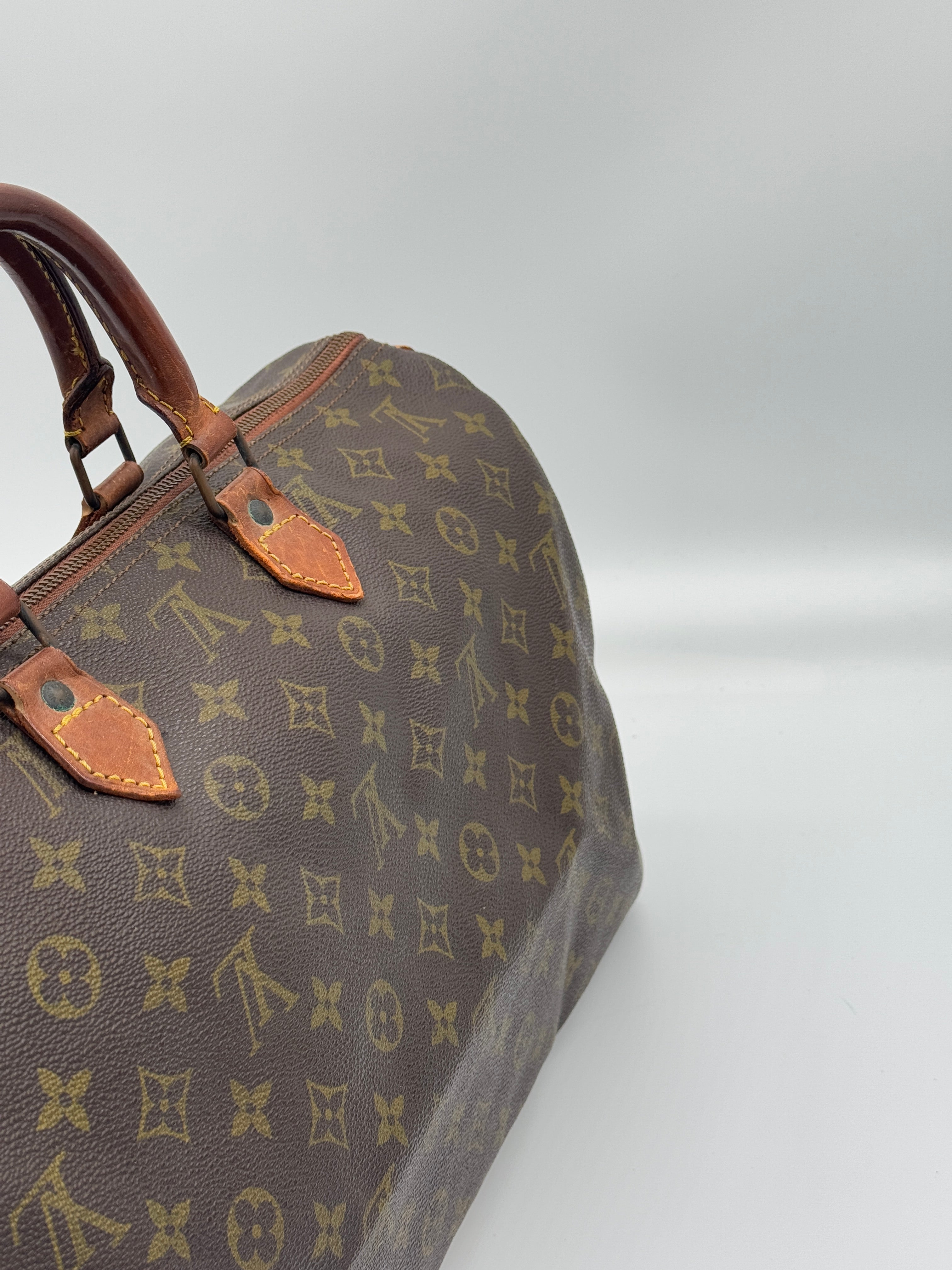 Louis Vuitton Speedy 40