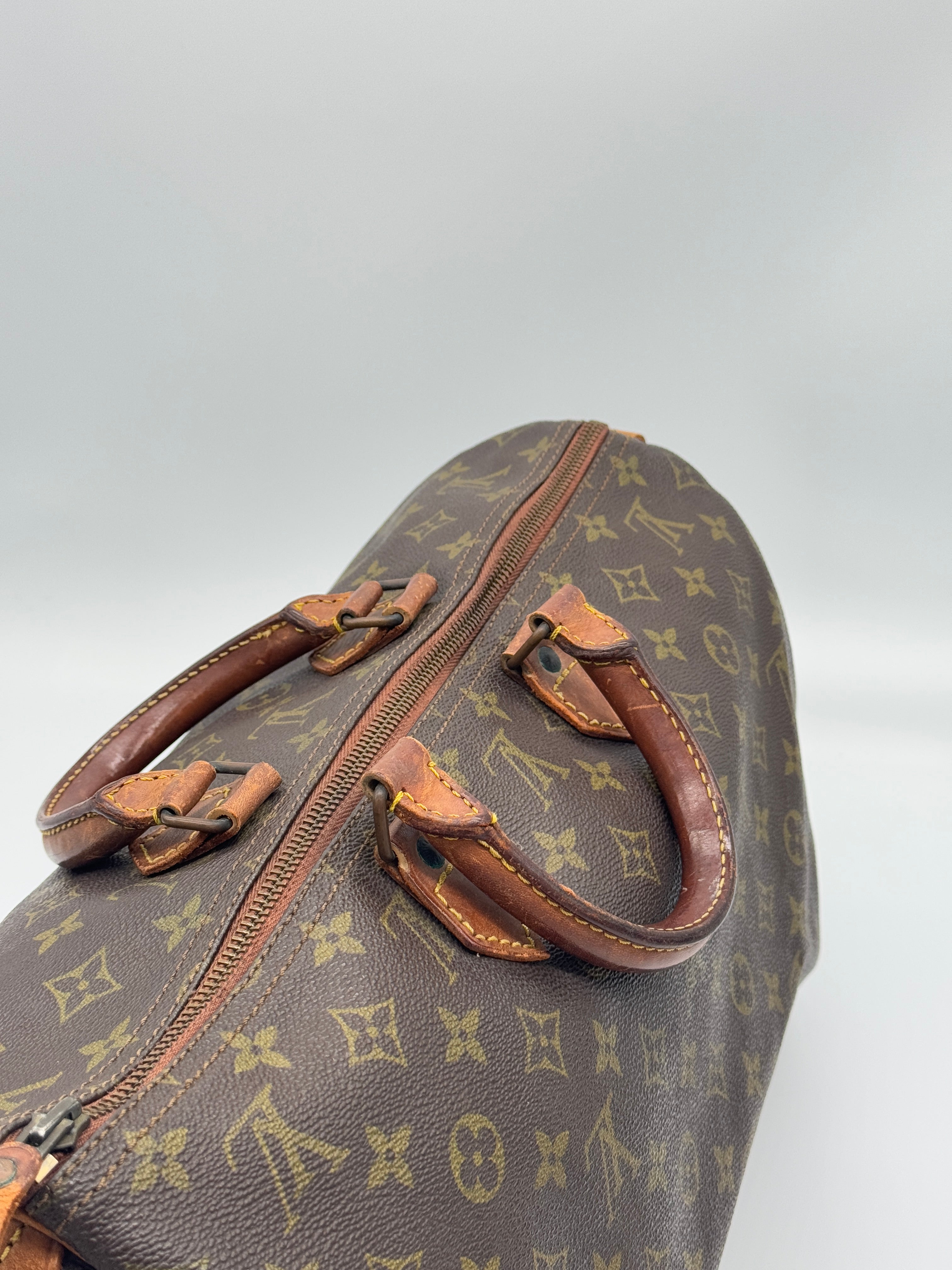 Louis Vuitton Speedy 40