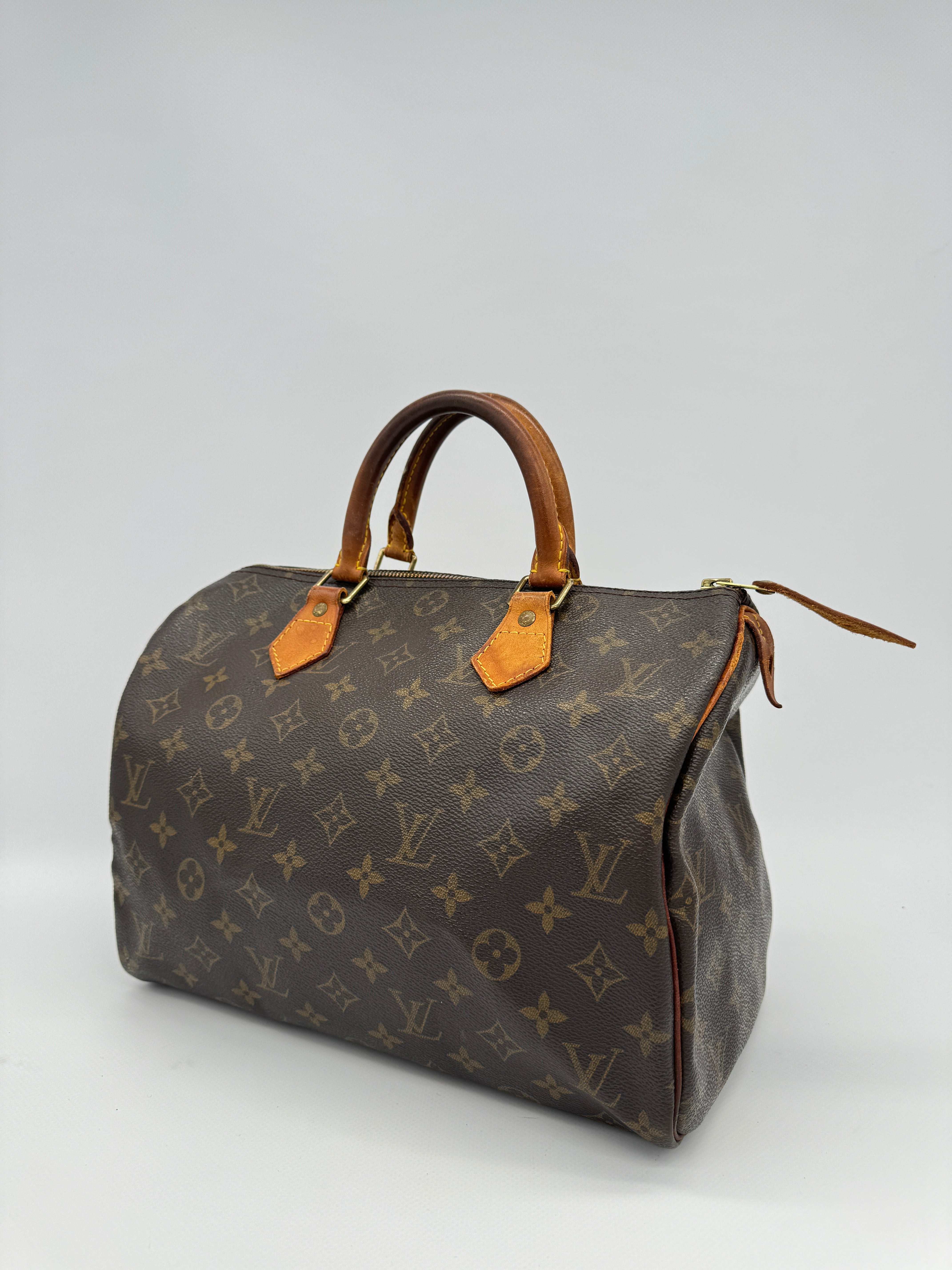 Louis Vuitton Speedy 30