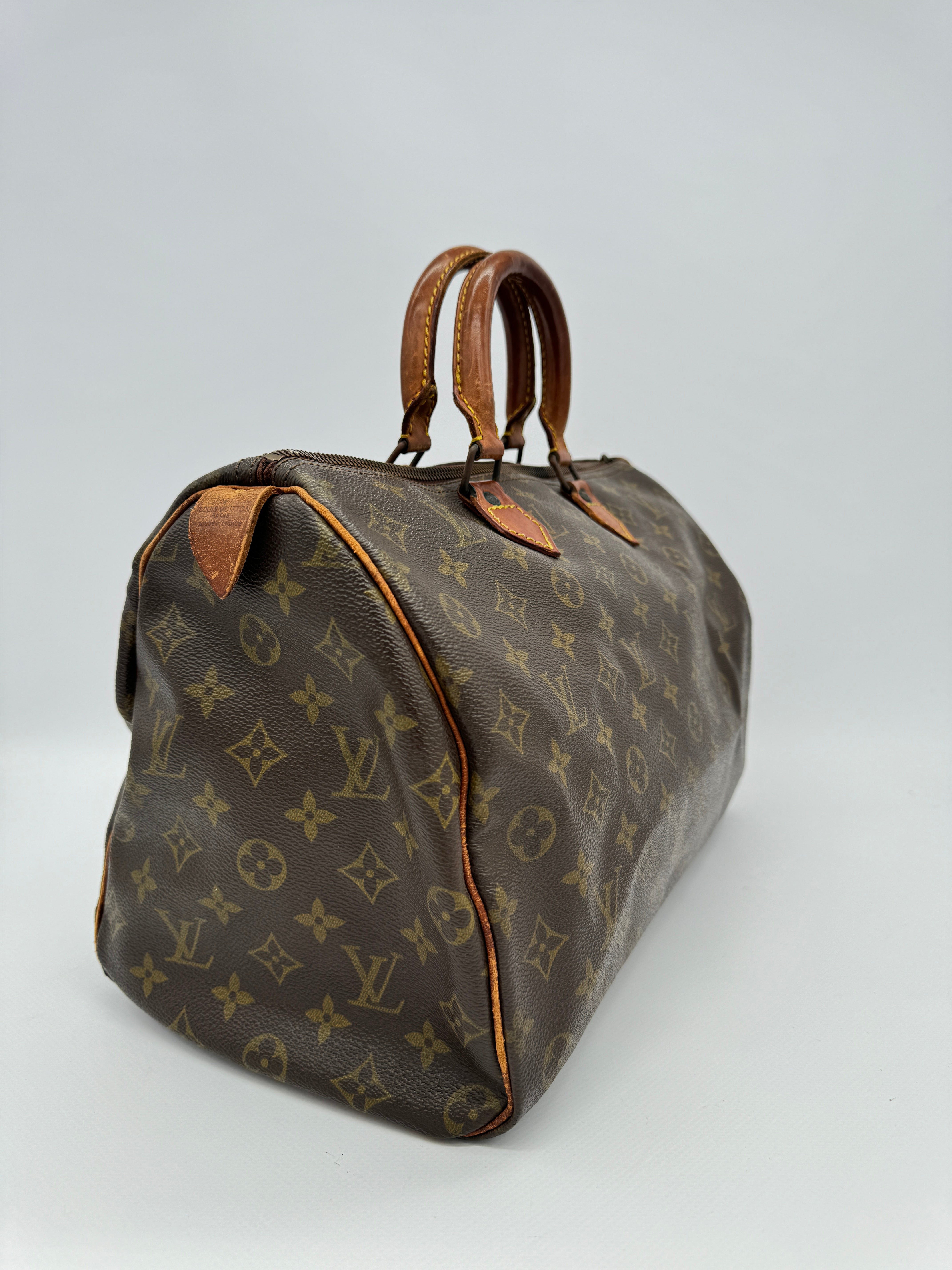 Louis Vuitton Speedy 35