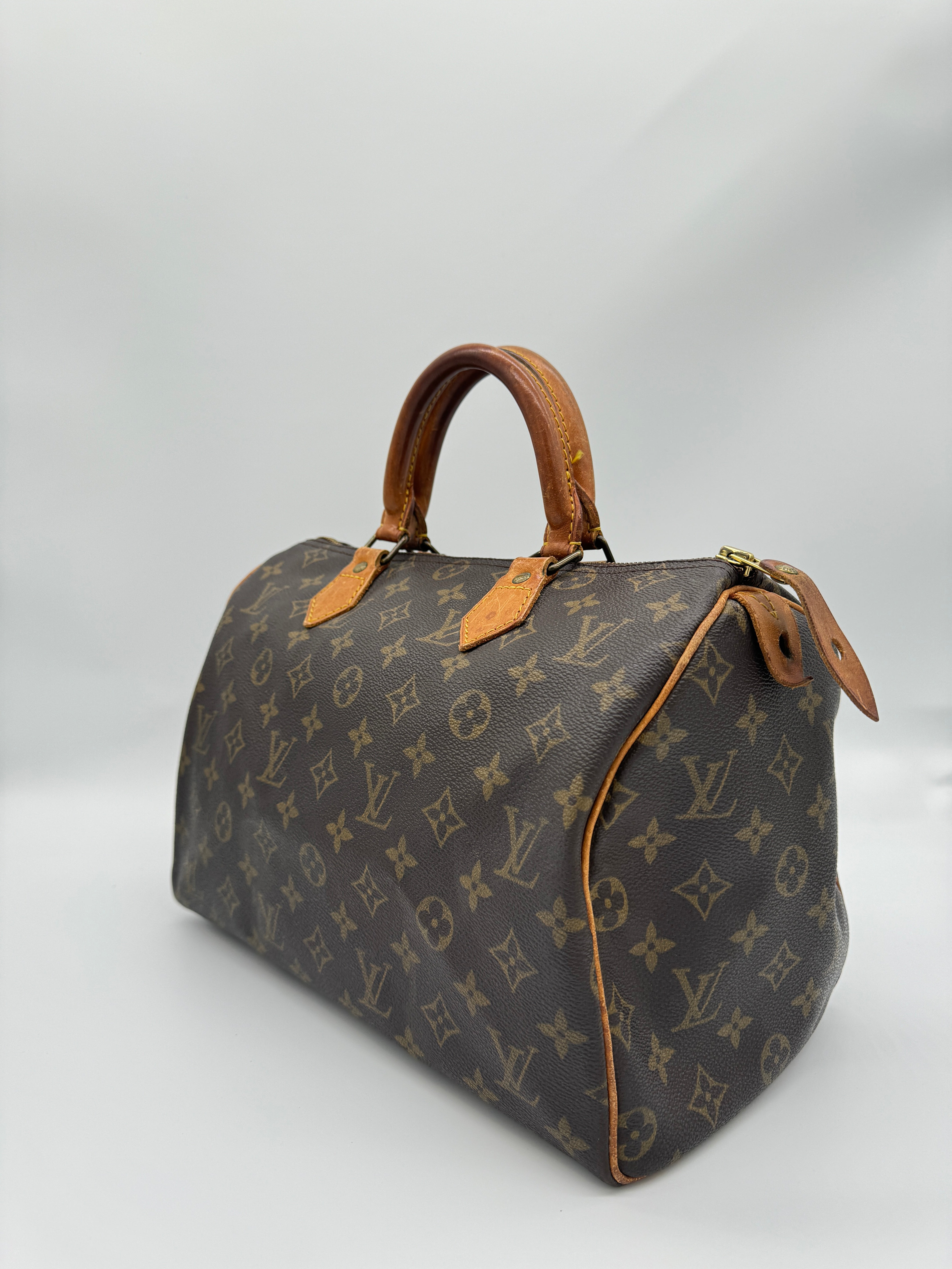 Louis Vuitton Speedy 30