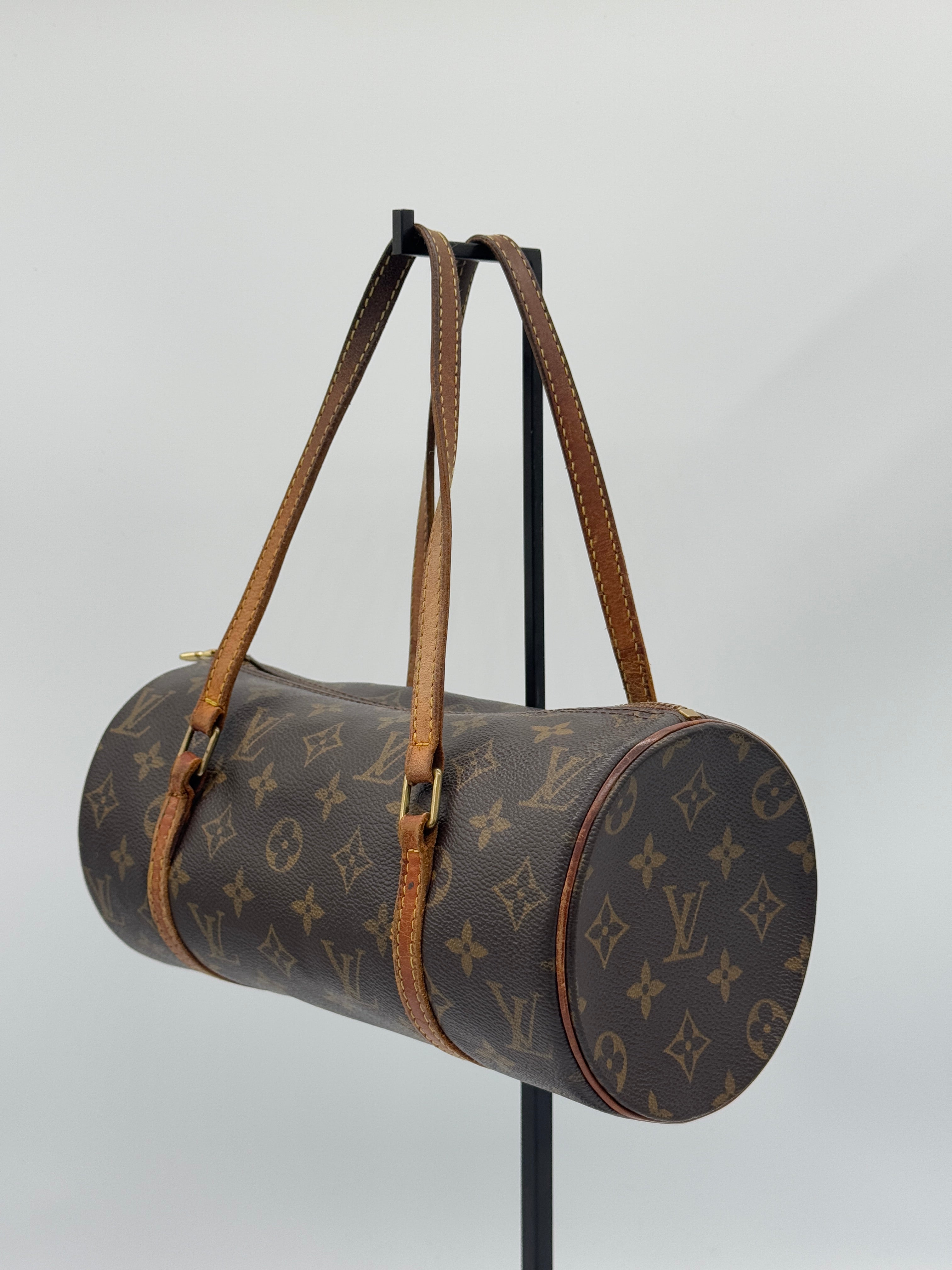 Louis Vuitton Papillon 26