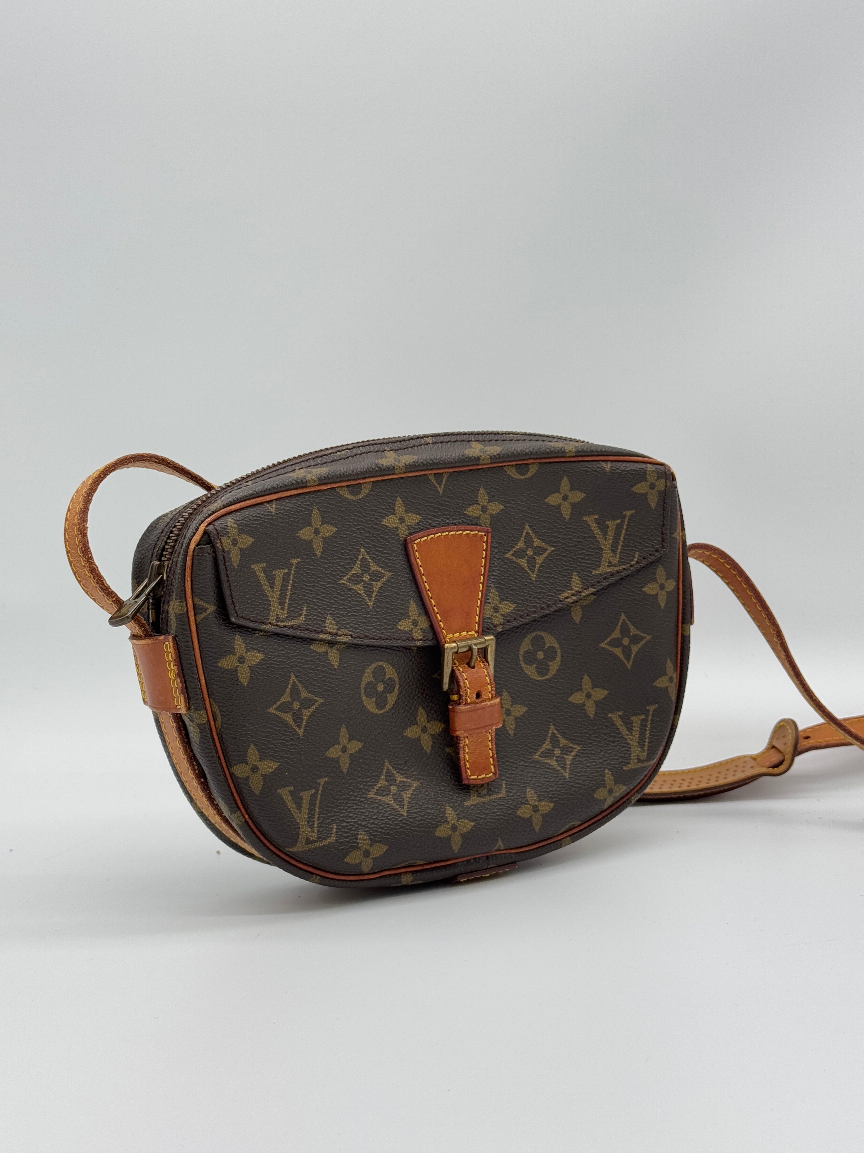 Louis Vuitton Jeune Fille PM