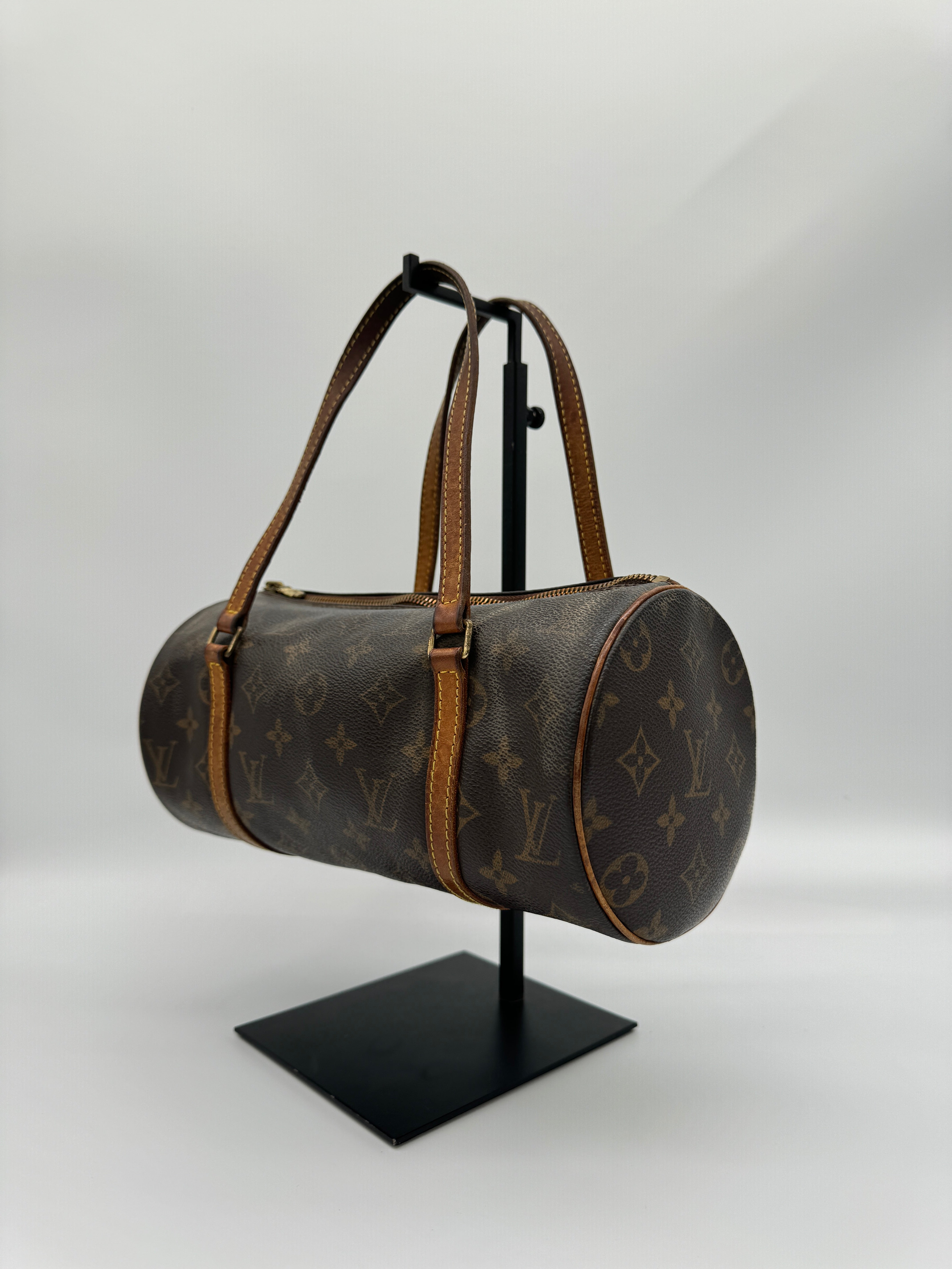 Louis Vuitton Papillon 26