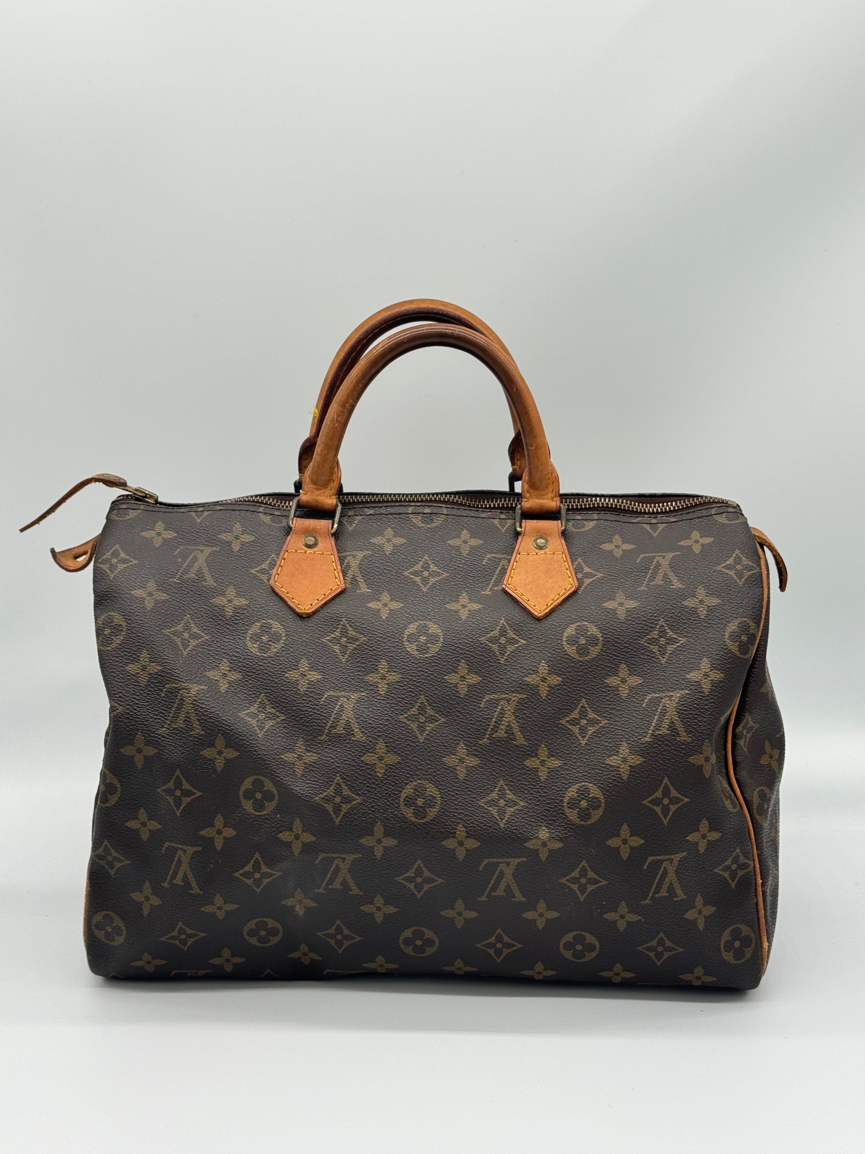 Louis Vuitton Speedy 35