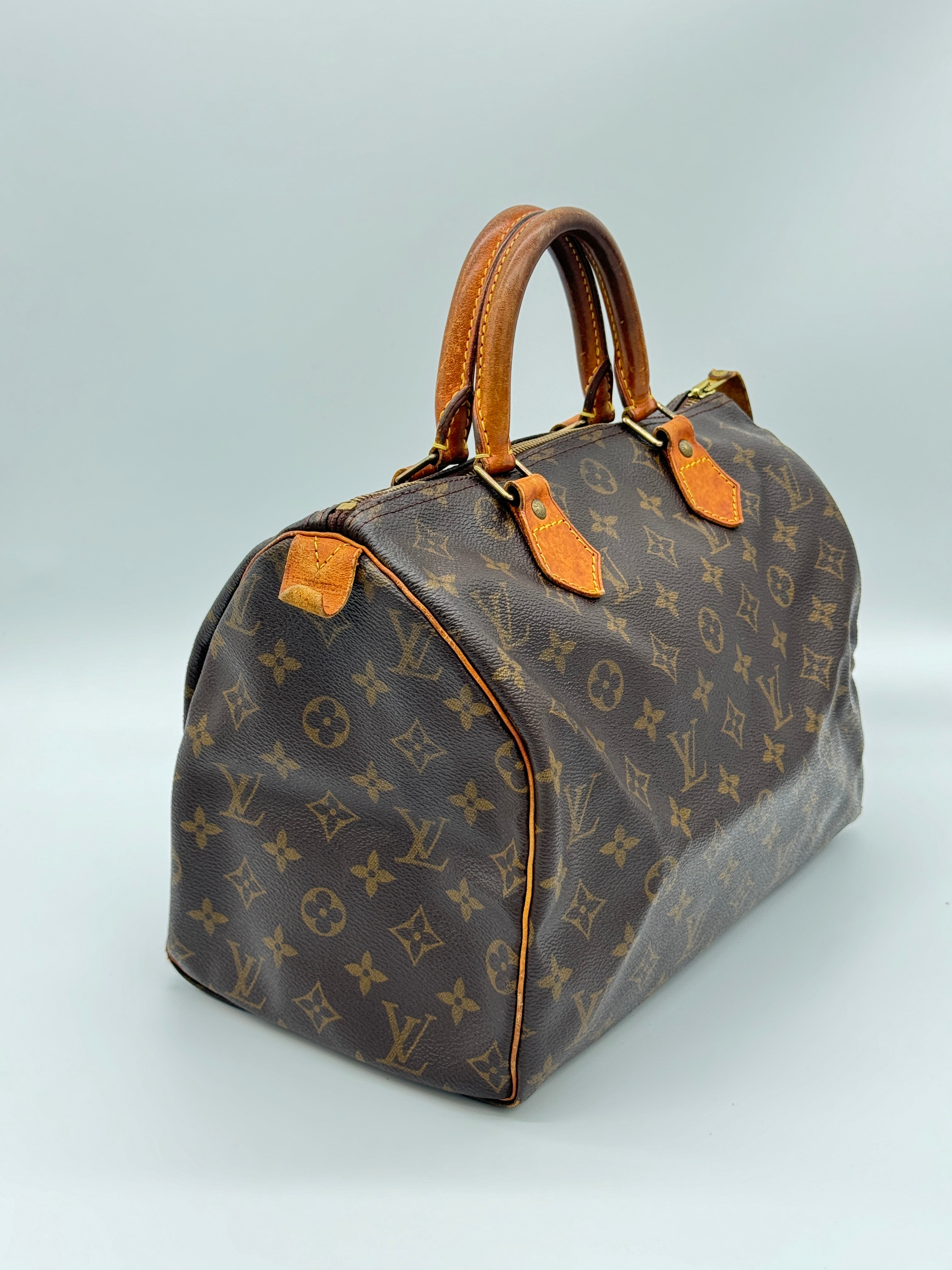 Louis Vuitton Speedy 30