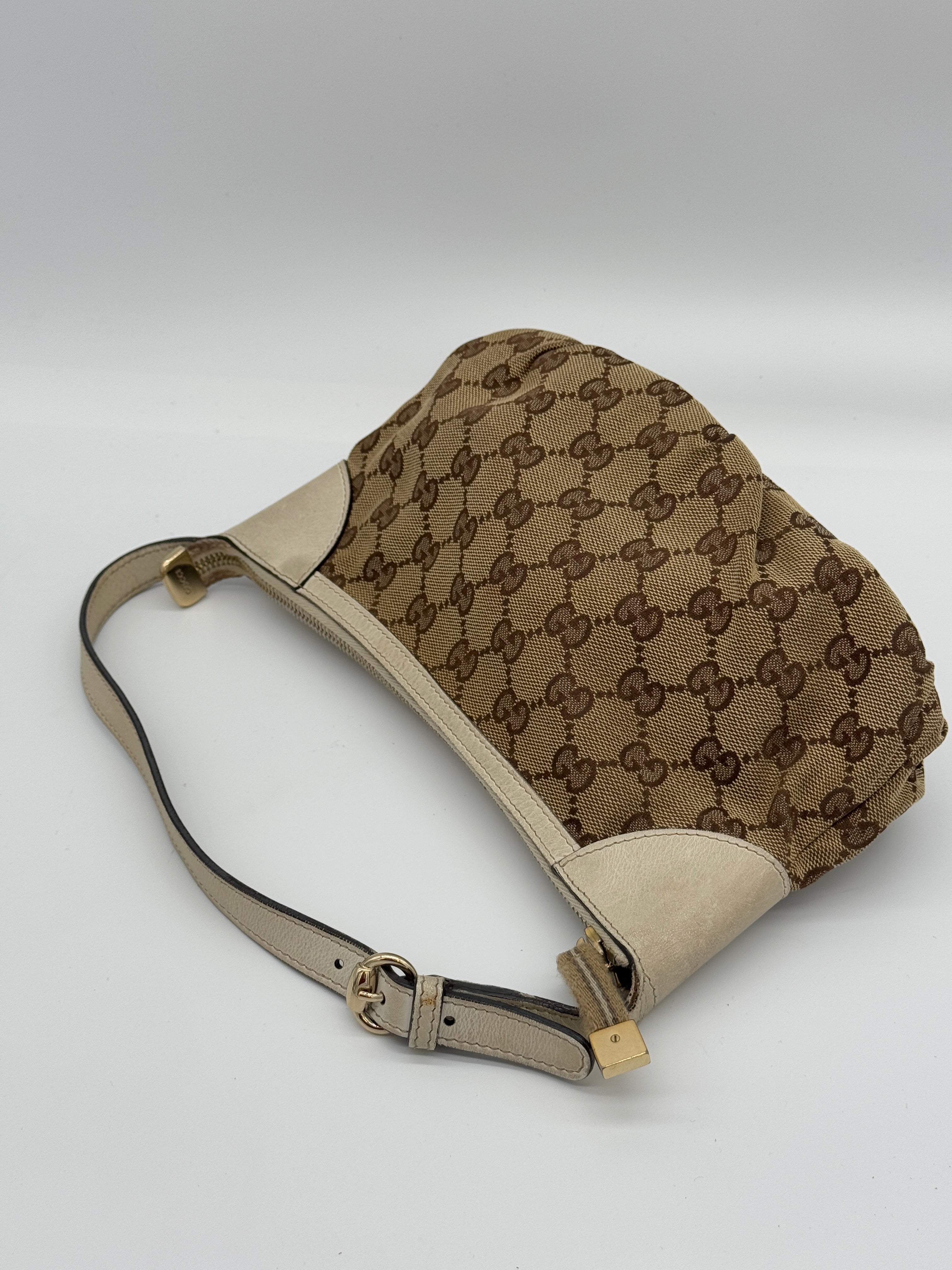 Gucci Pleated Pochette