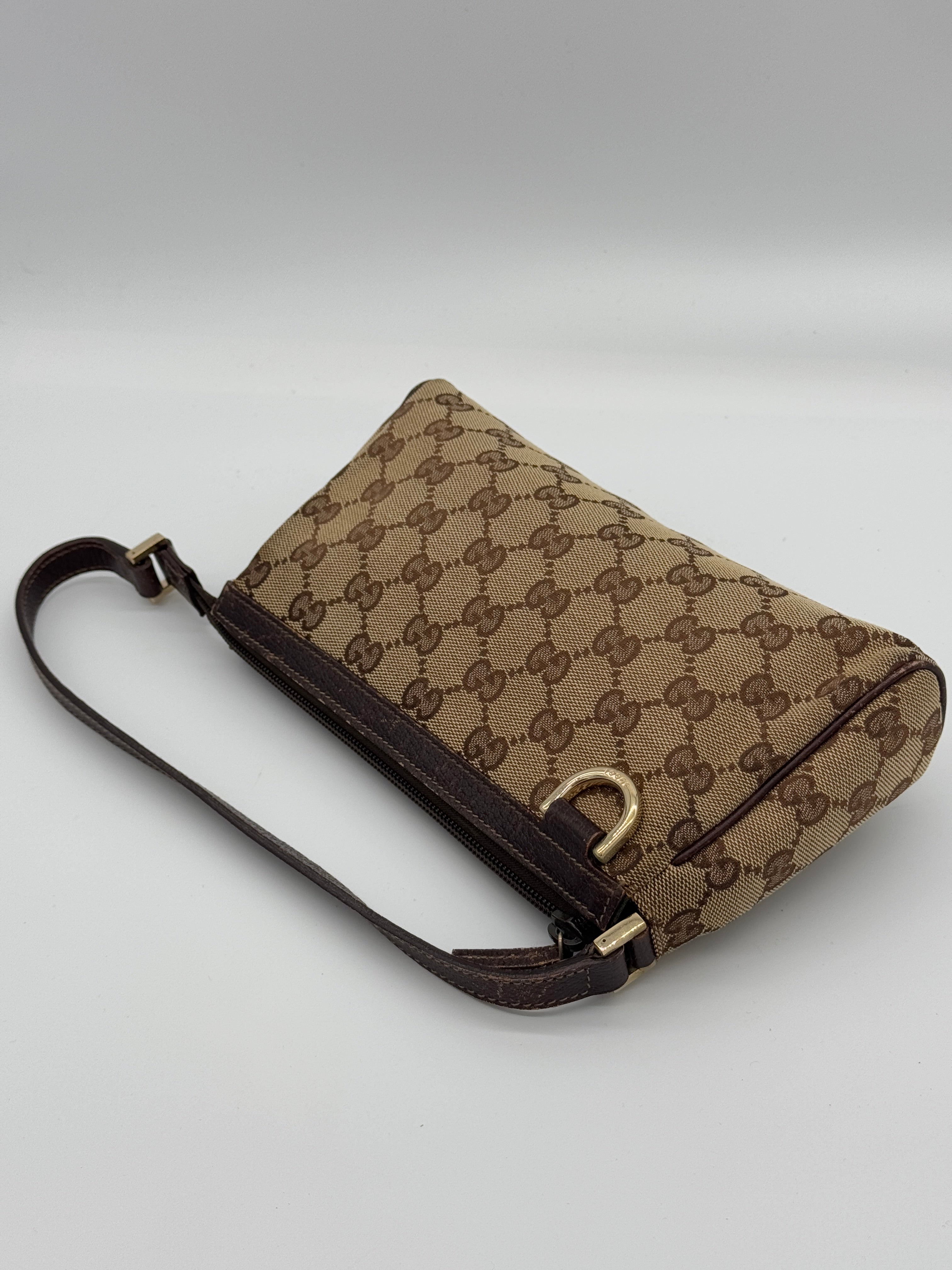 Gucci D-Ring Pochette