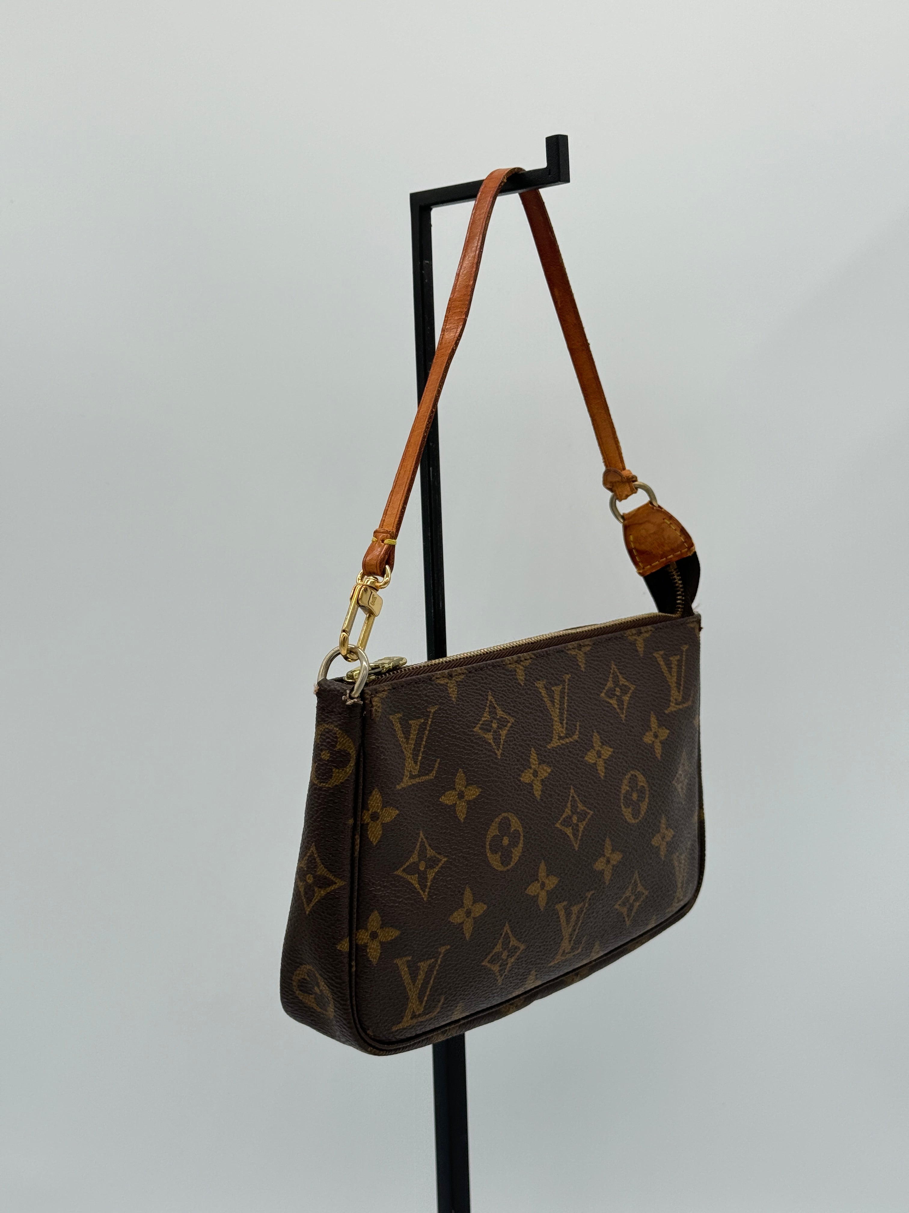 Louis Vuitton Pochette Accessoires