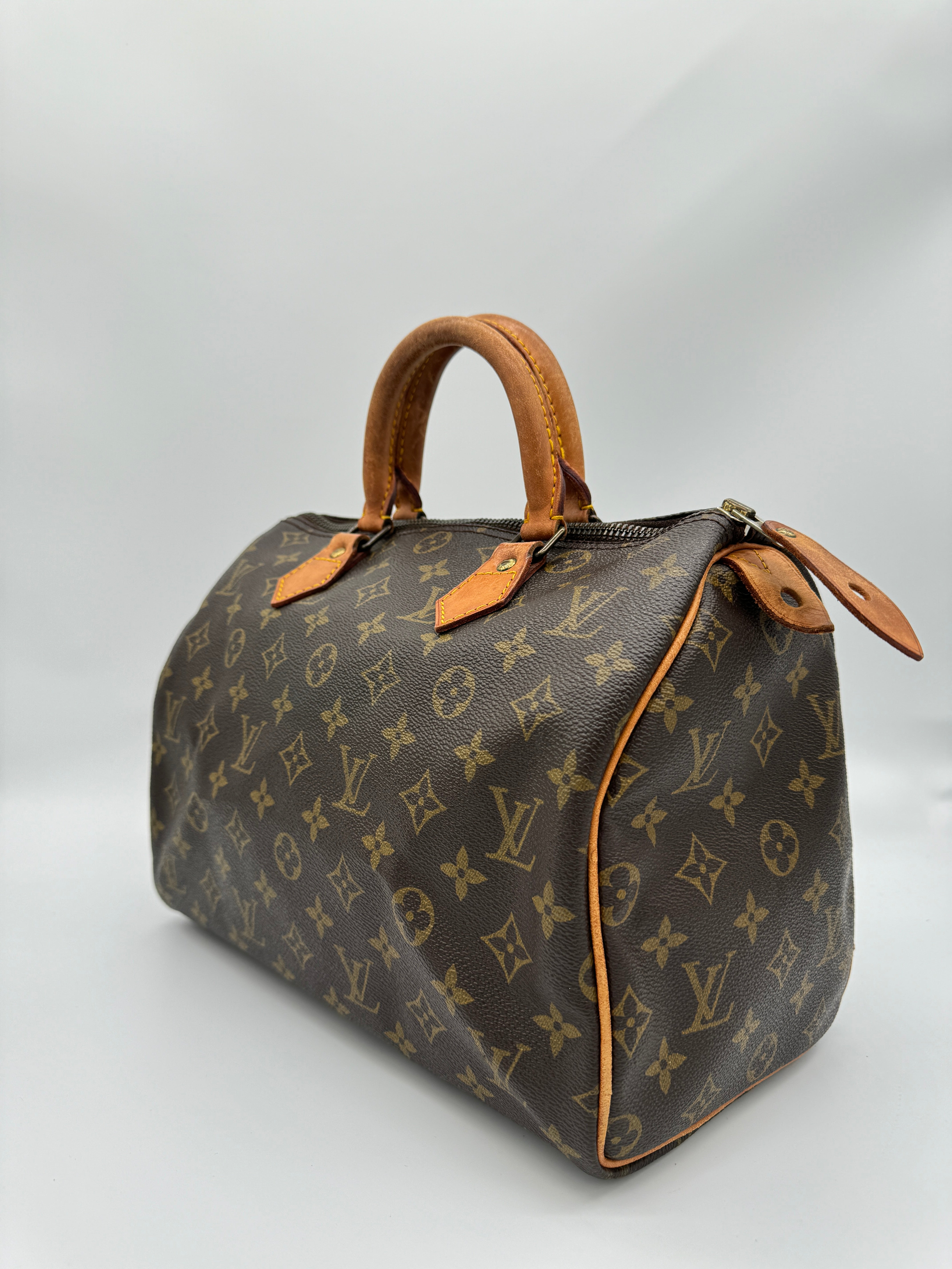 Louis Vuitton Speedy 30