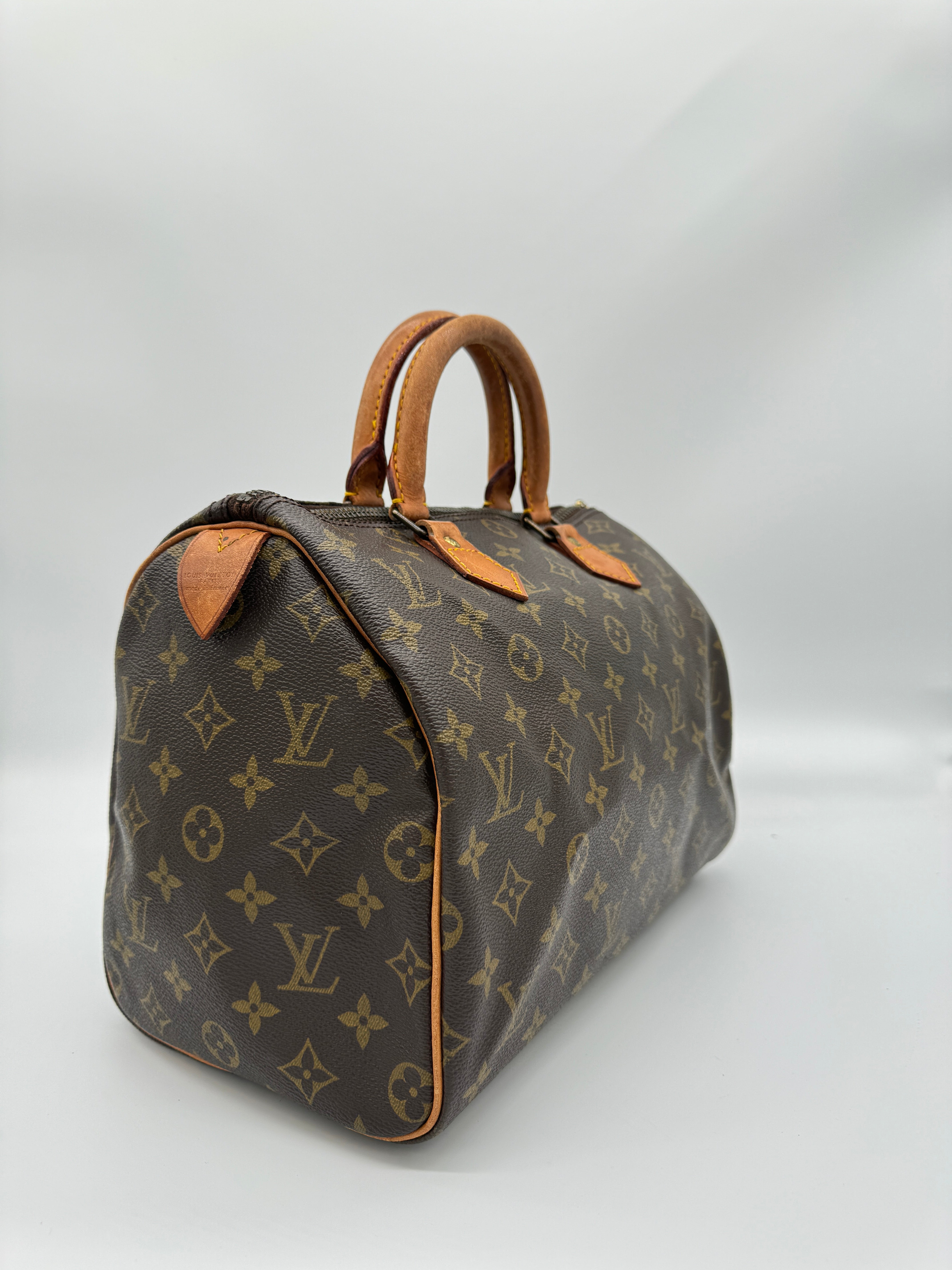 Louis Vuitton Speedy 30