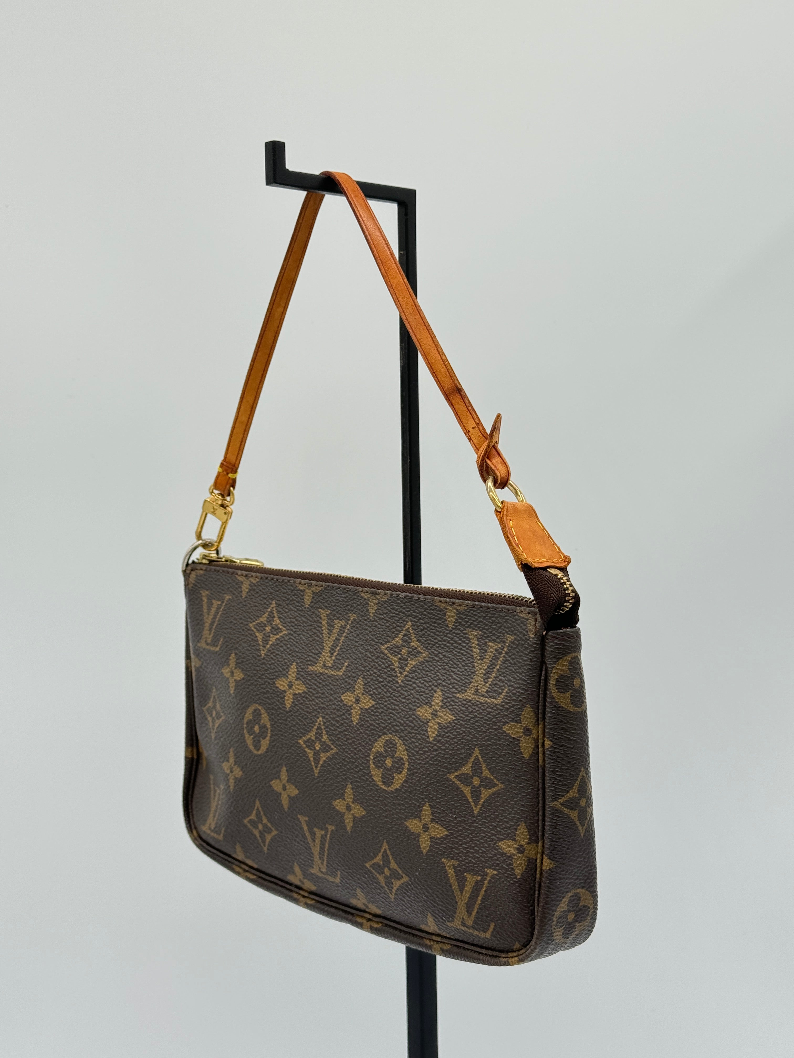 Louis Vuitton Pochette Accessoires