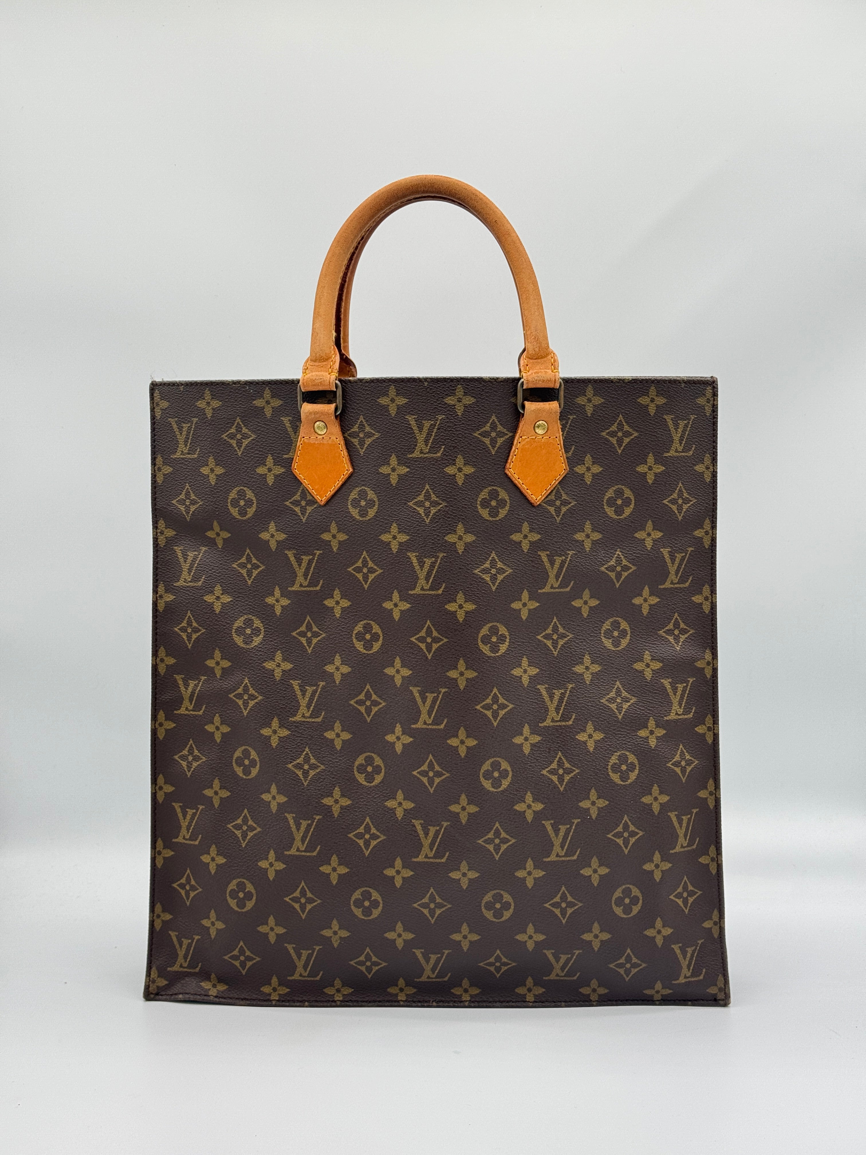 Louis Vuitton Sac Plat