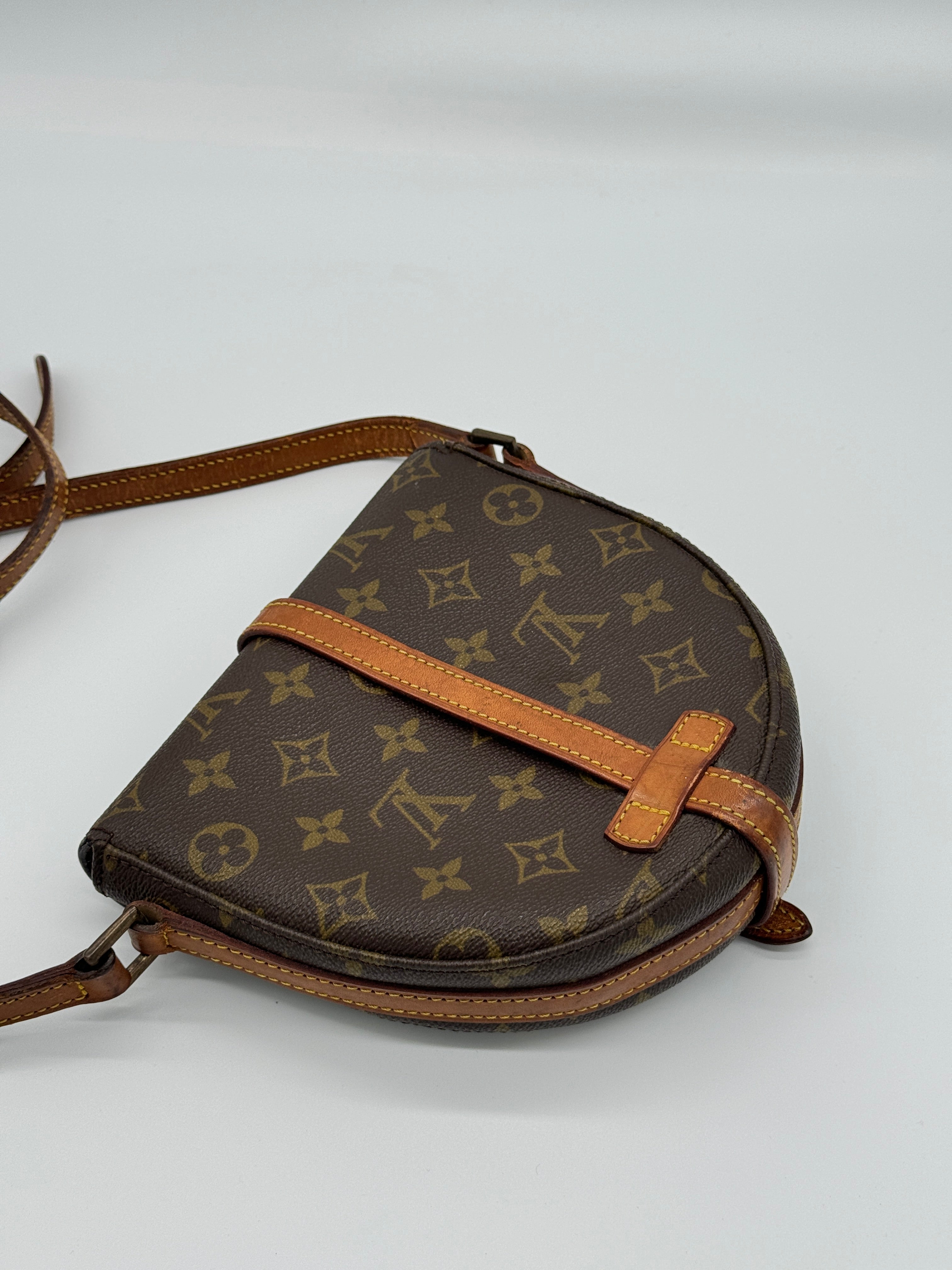 Louis Vuitton Chantilly PM