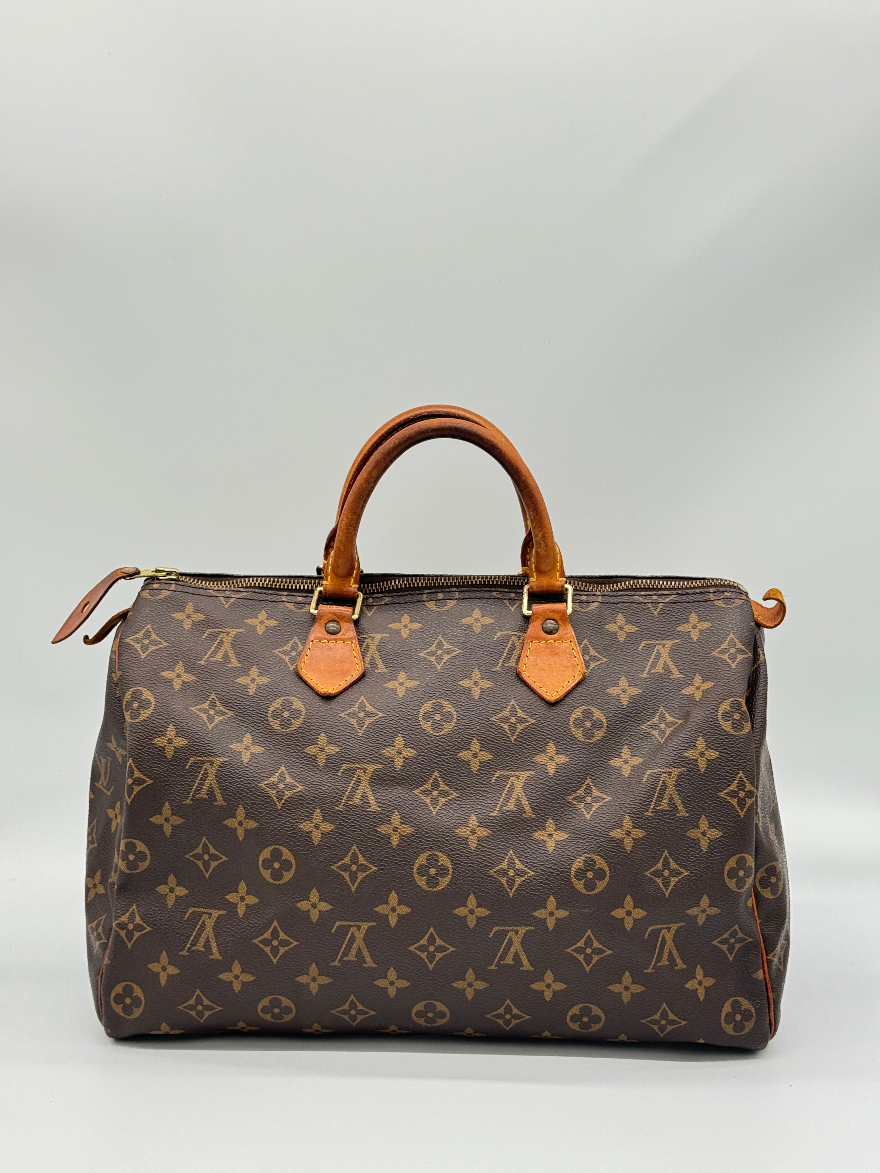 Louis Vuitton Speedy 35