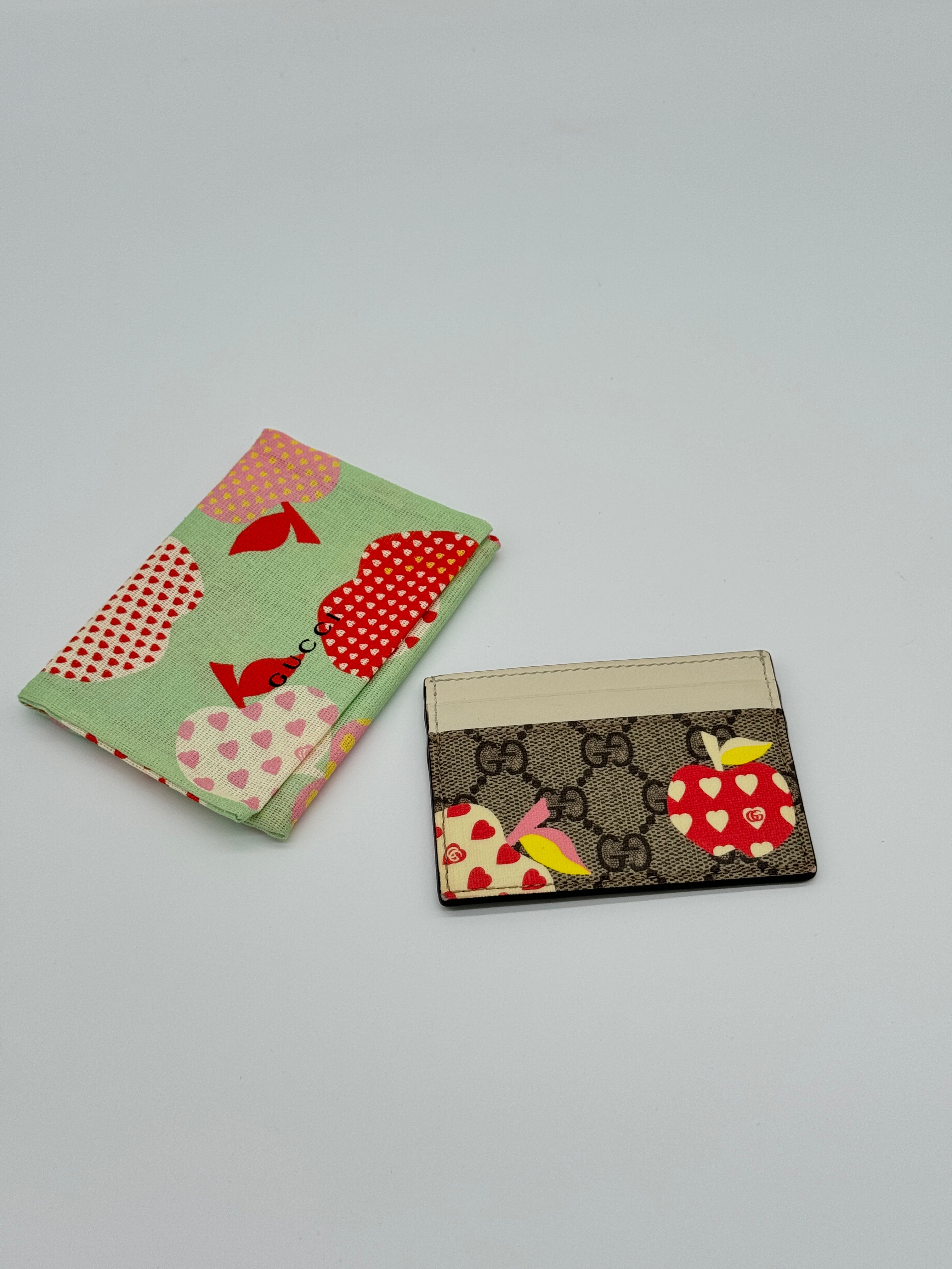 Gucci Les Pommes Cardholder