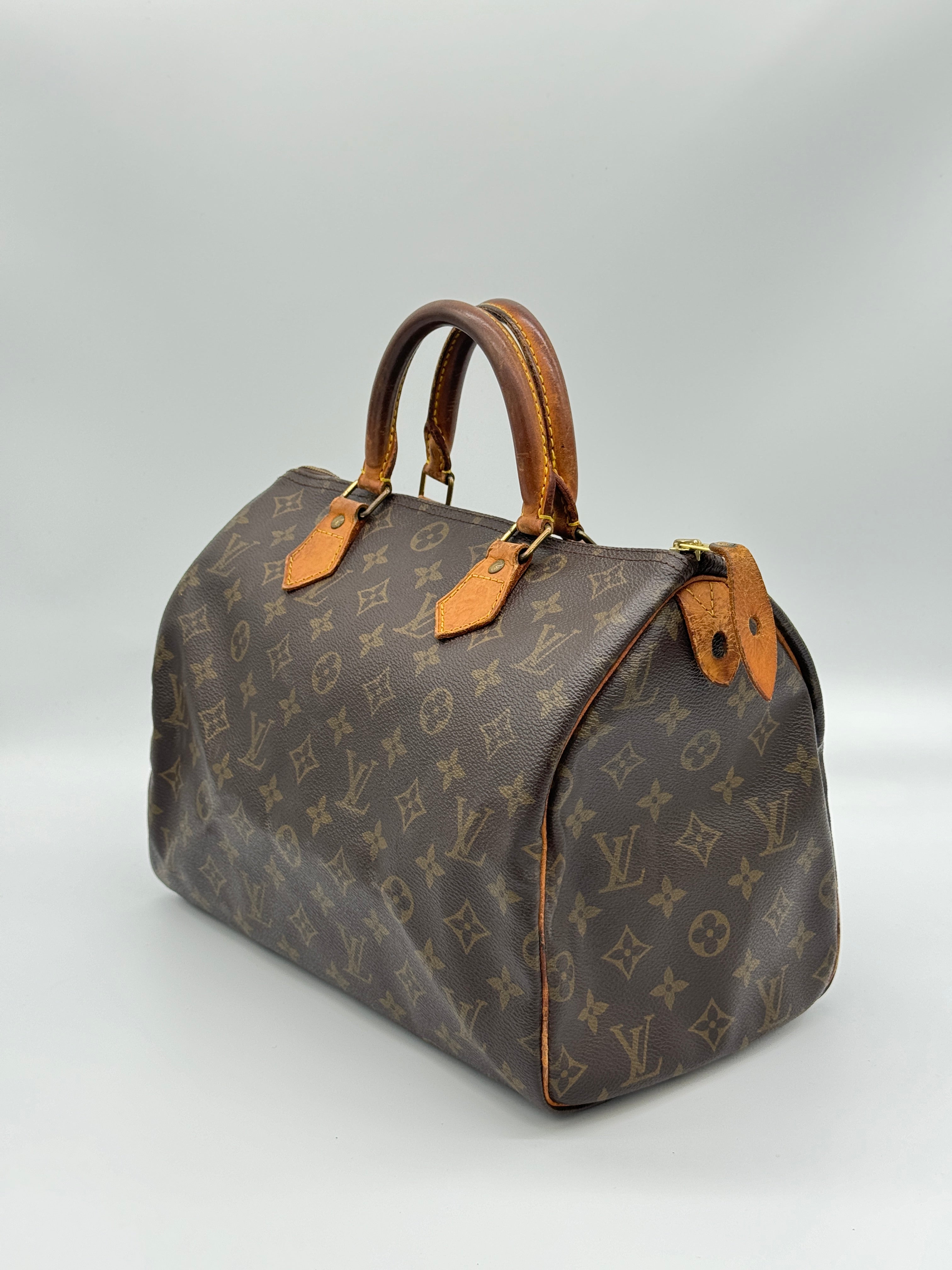 Louis Vuitton Speedy 30