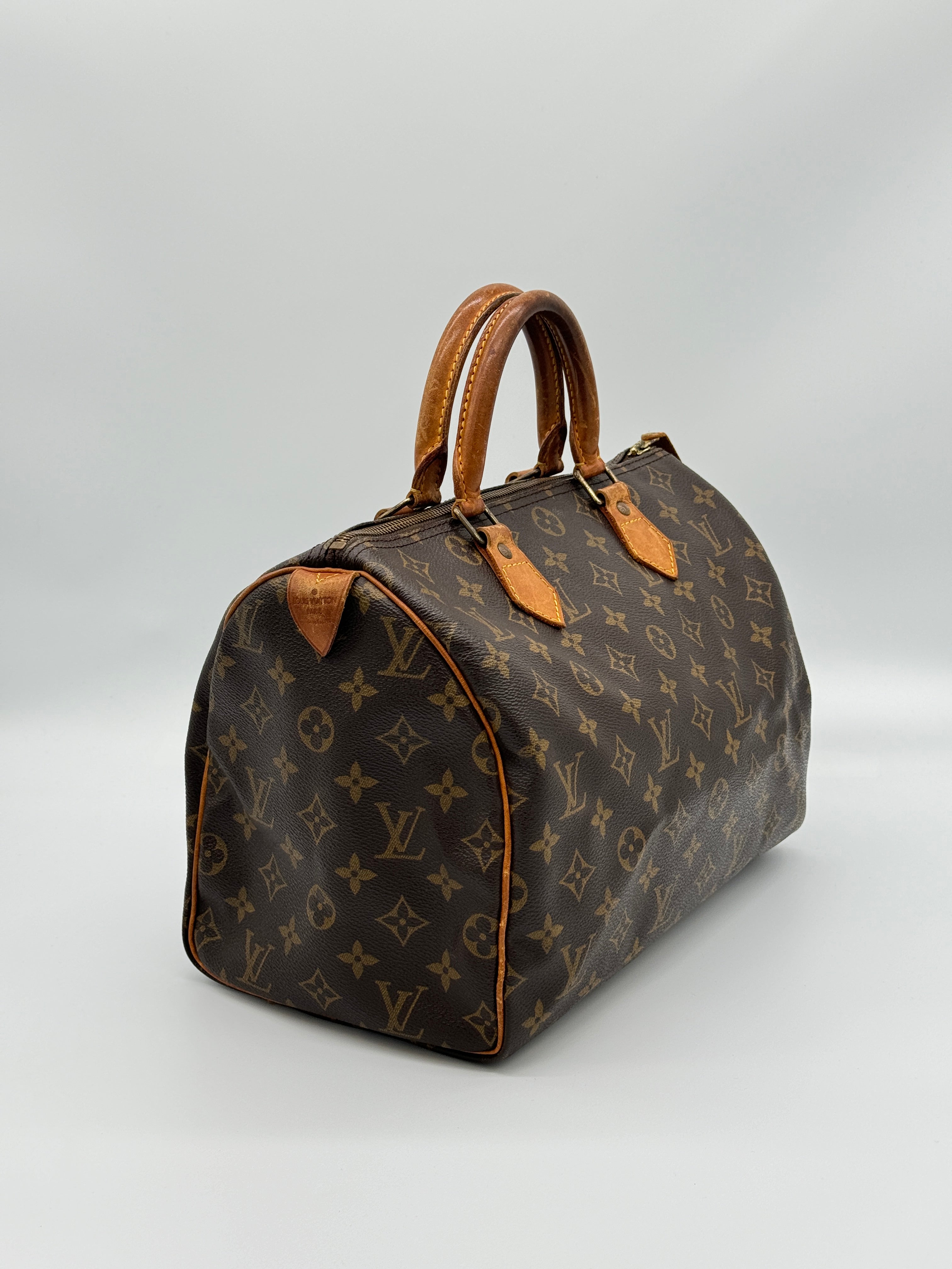 Louis Vuitton Speedy 30