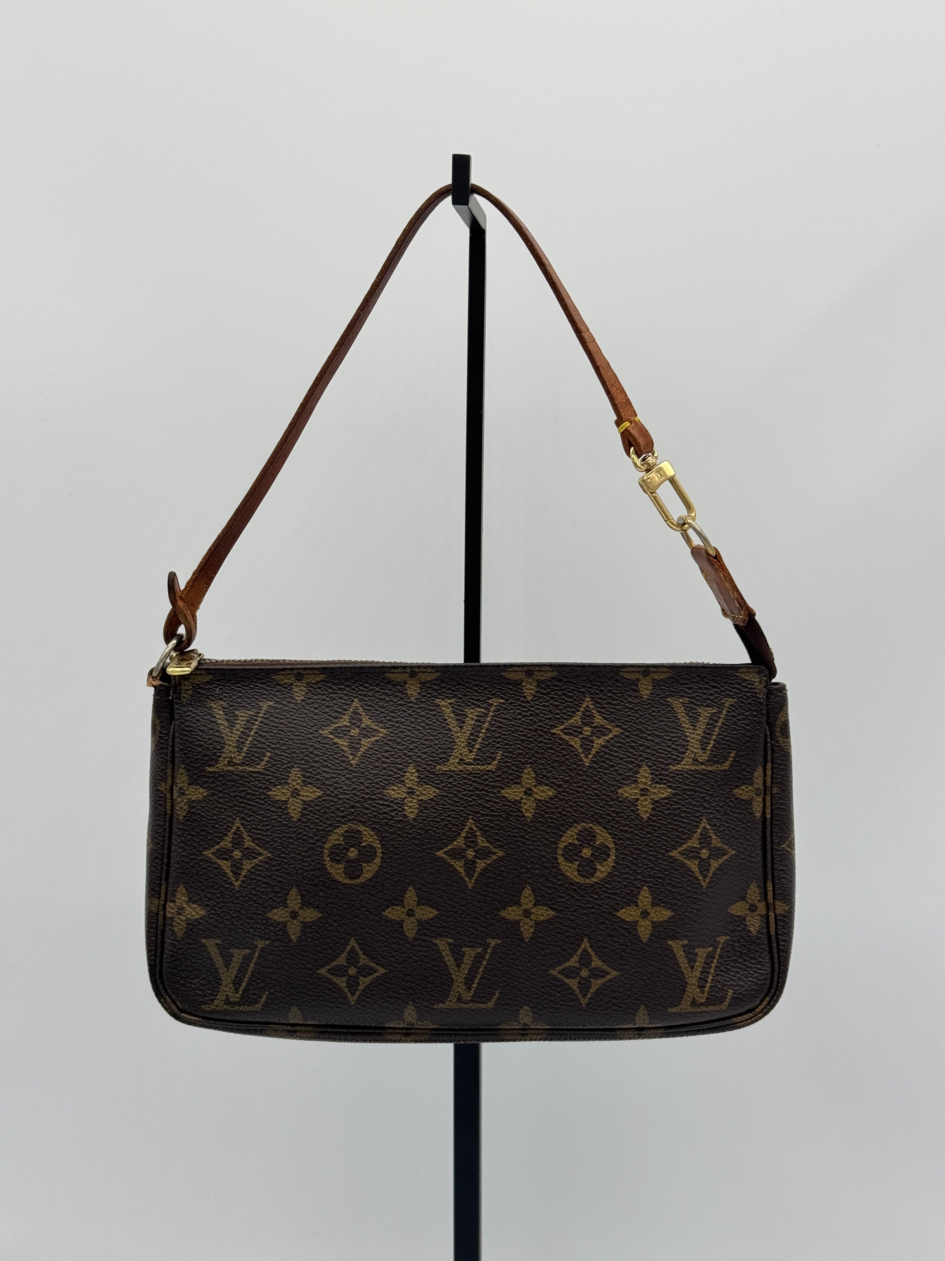 Louis Vuitton Pochette Accessoires