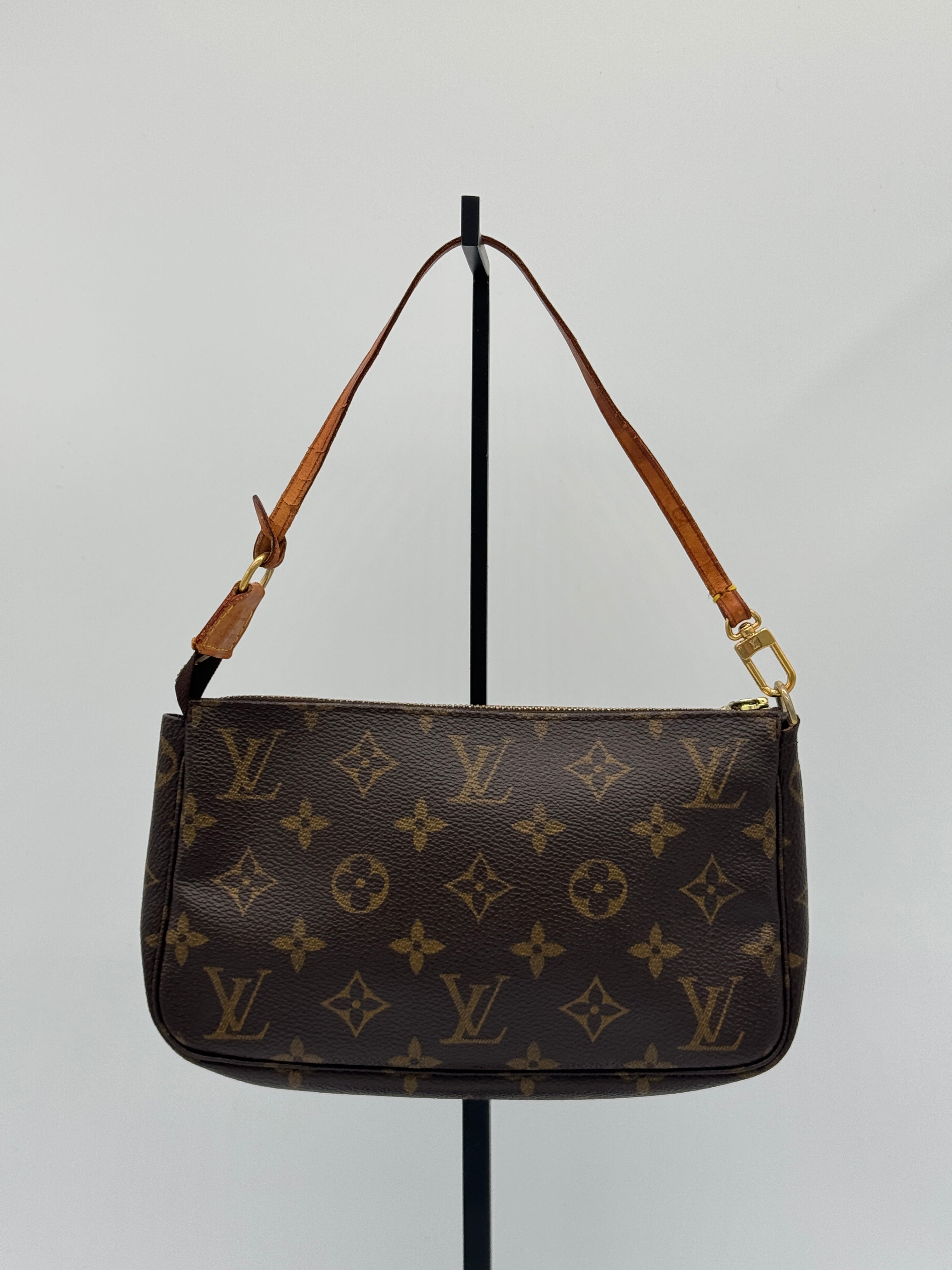 Louis Vuitton Pochette Accessoires