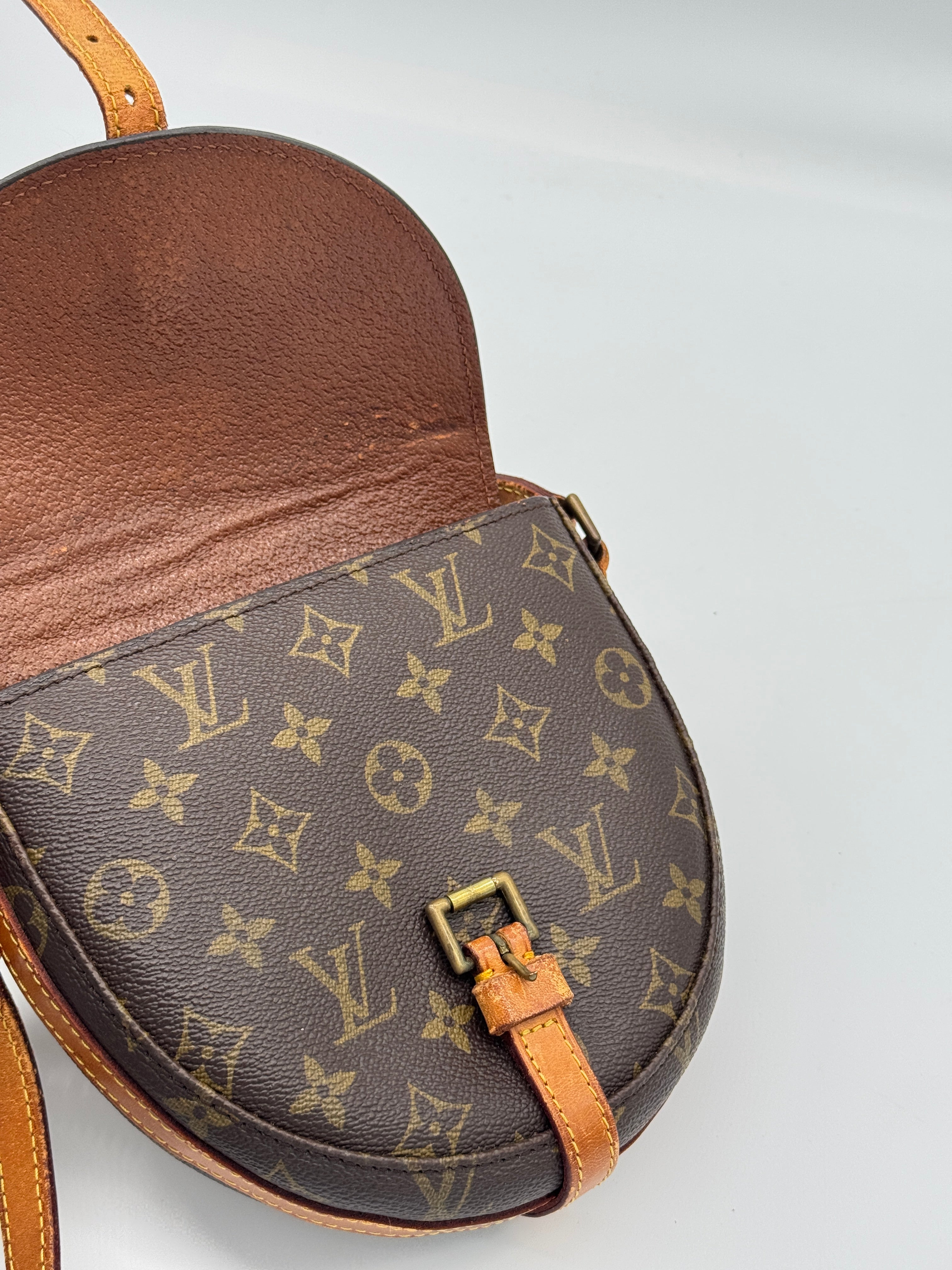 Louis Vuitton Chantilly PM