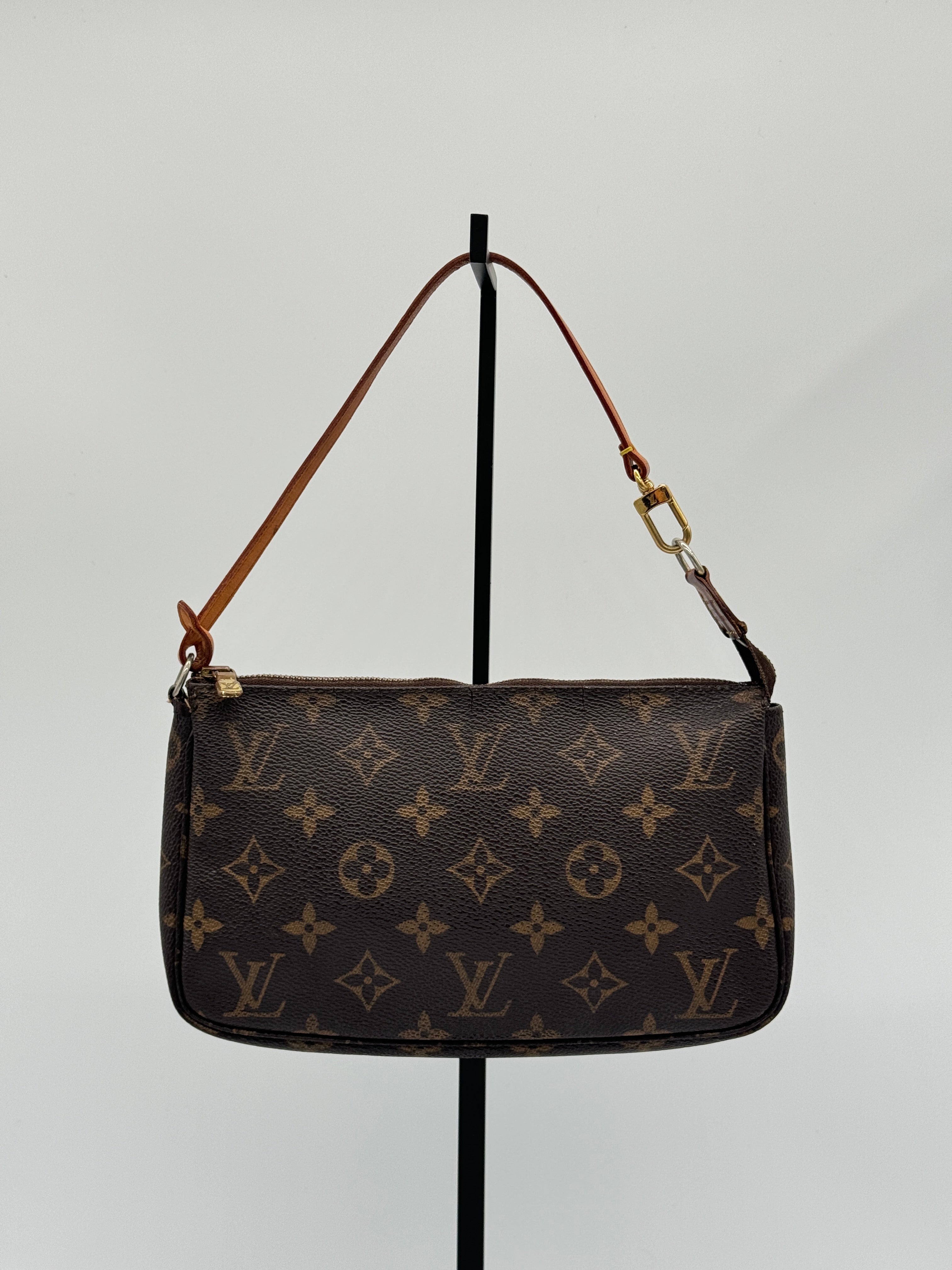 Louis Vuitton Pochette Accessoires