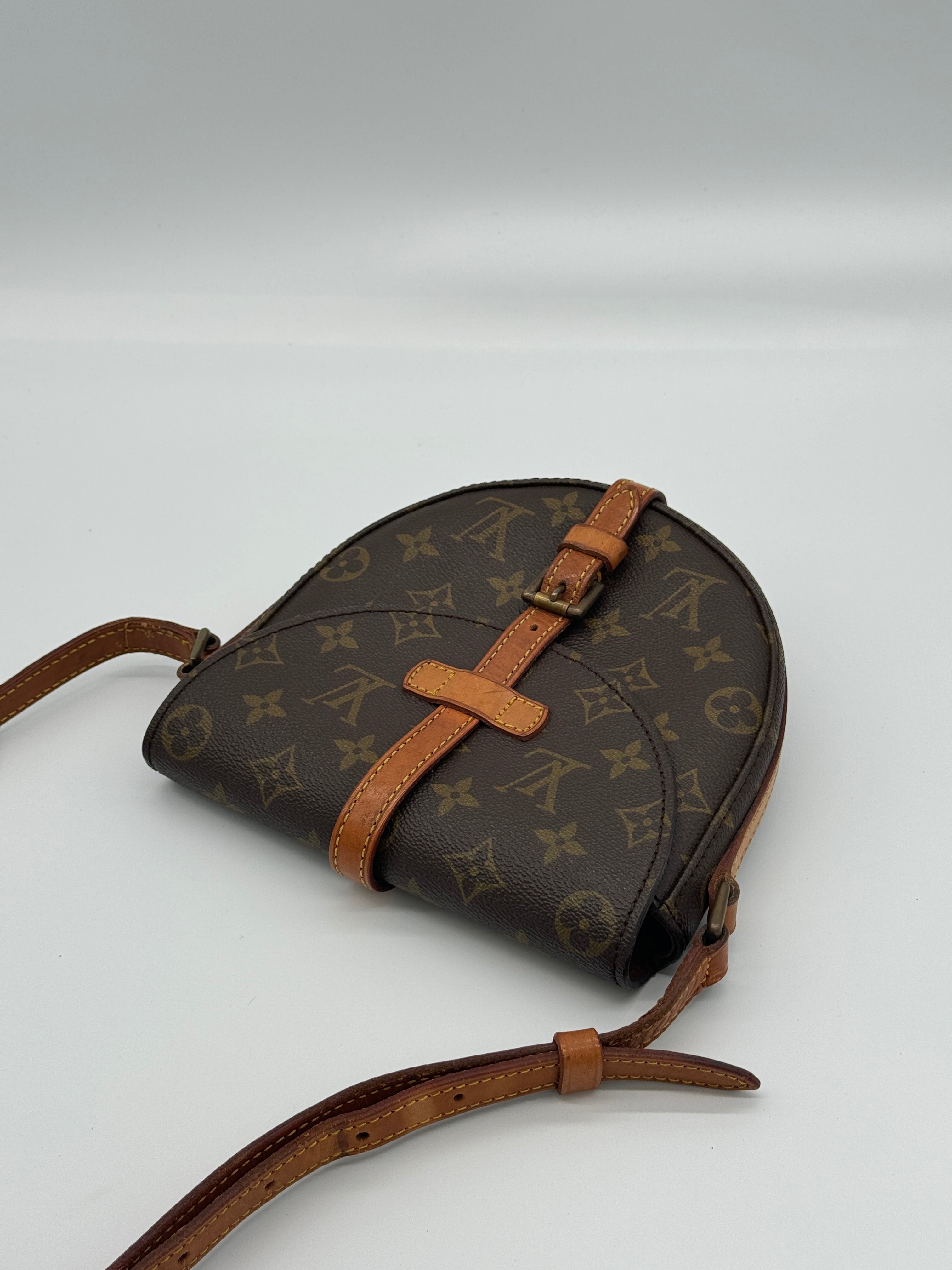 Louis Vuitton Chantilly PM