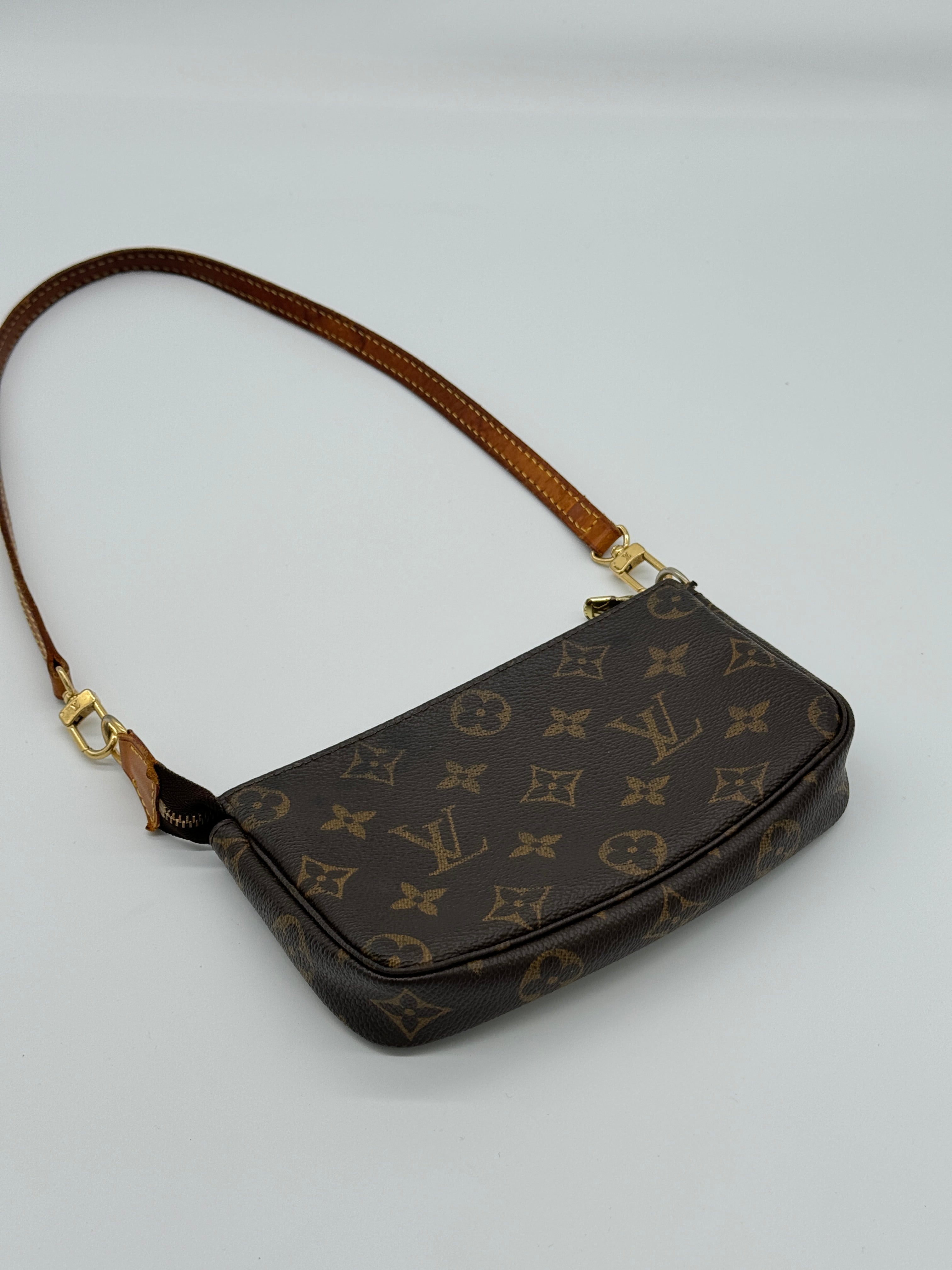 Louis Vuitton Mini Pochette Accessoires