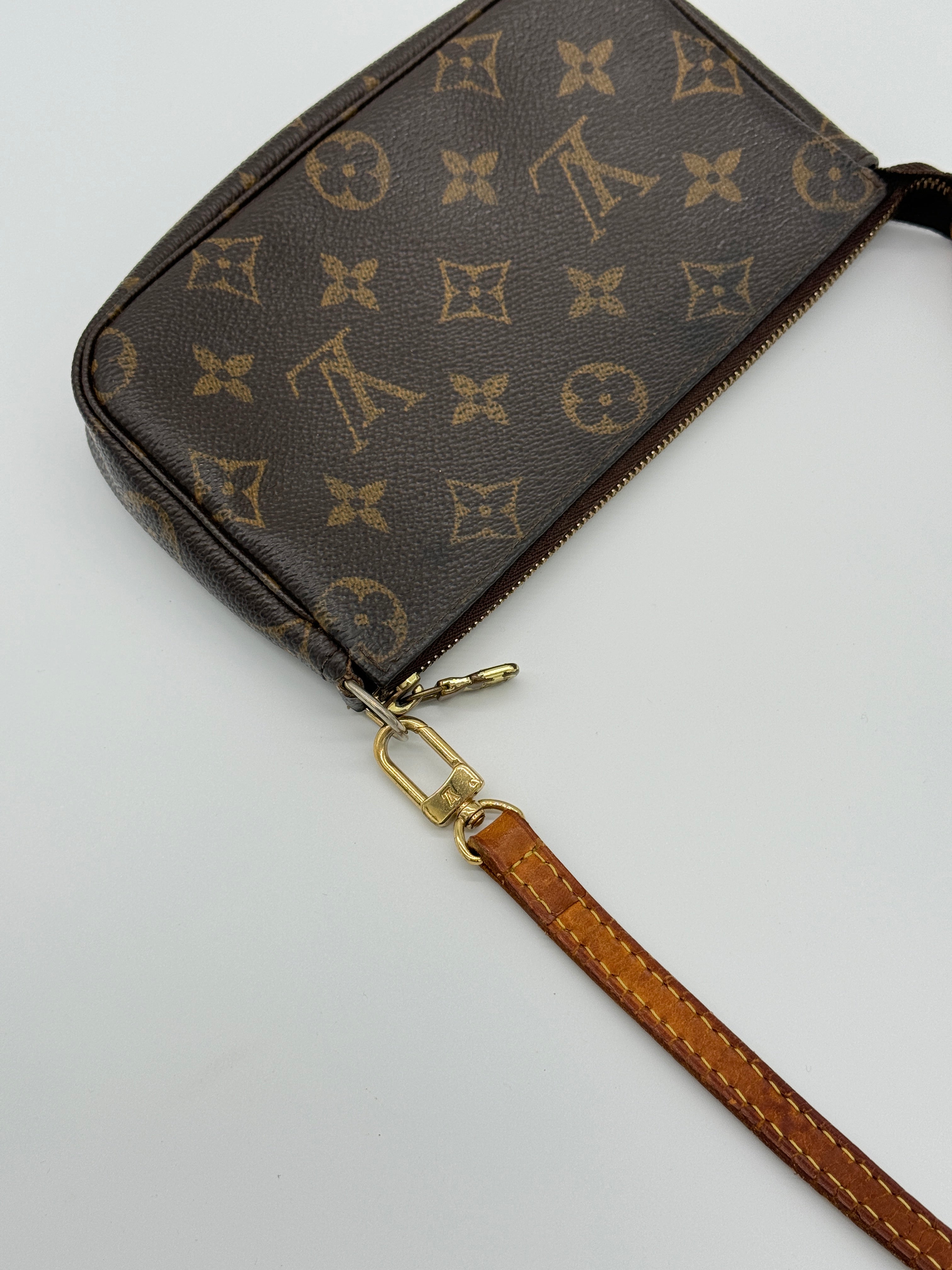 Louis Vuitton Mini Pochette Accessoires