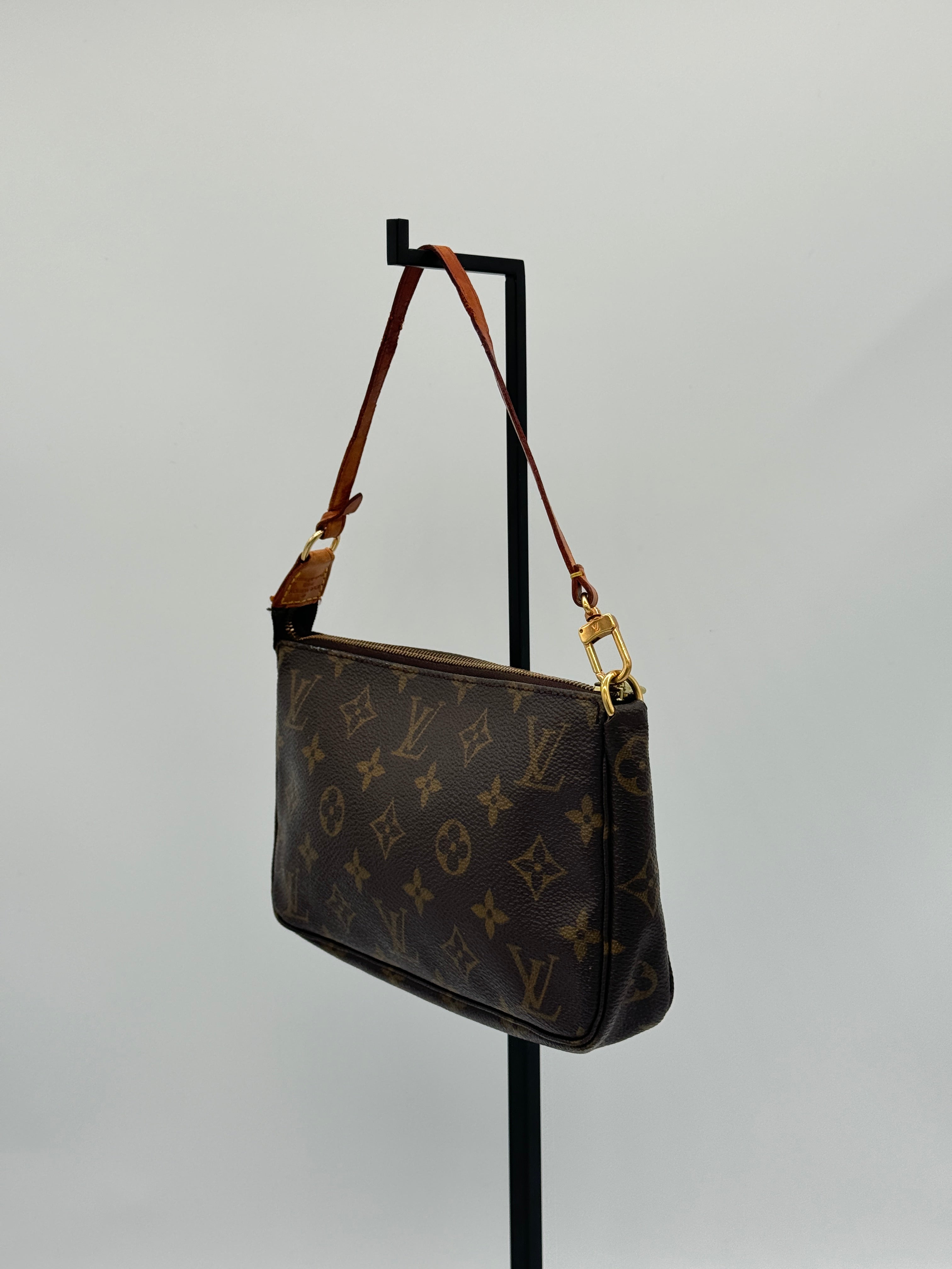 Louis Vuitton Pochette Accessoires